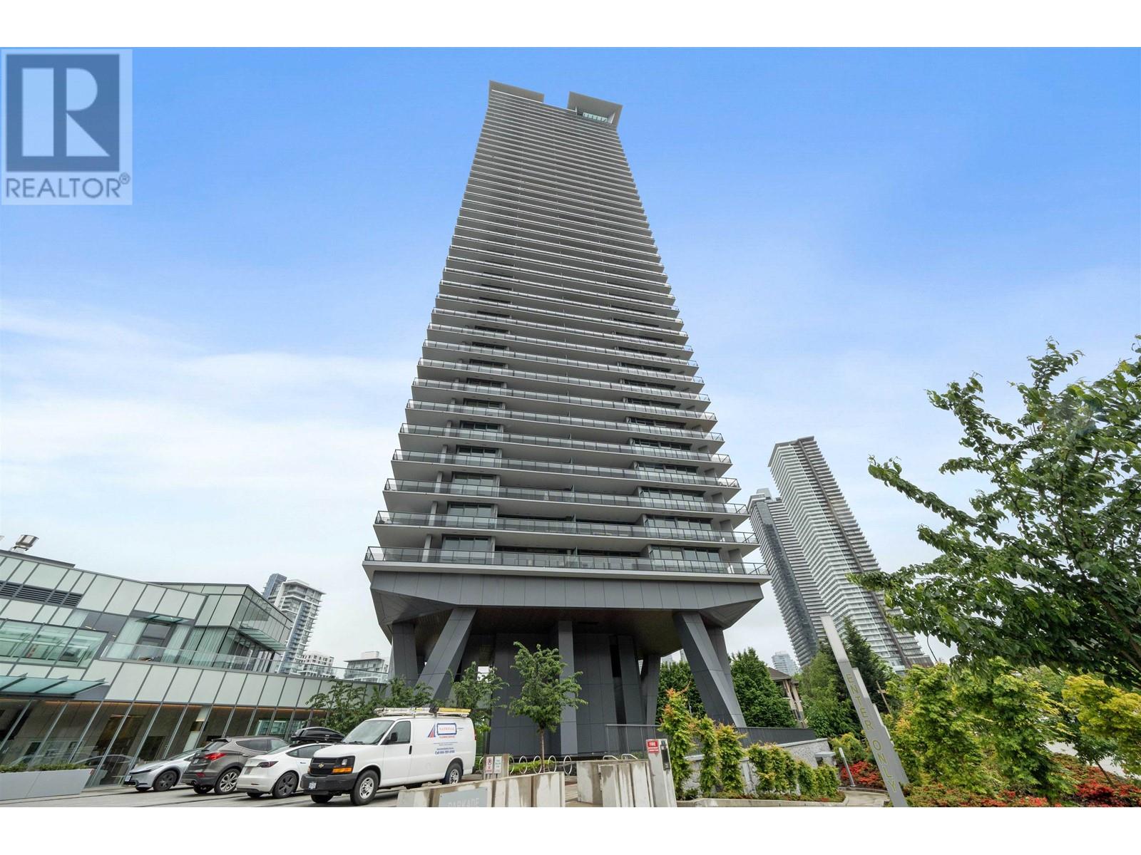 Listing Picture 2 of 15 : 2101 4720 LOUGHEED HIGHWAY, Burnaby / 本拿比 - 魯藝地產 Yvonne Lu Group - MLS Medallion Club Member
