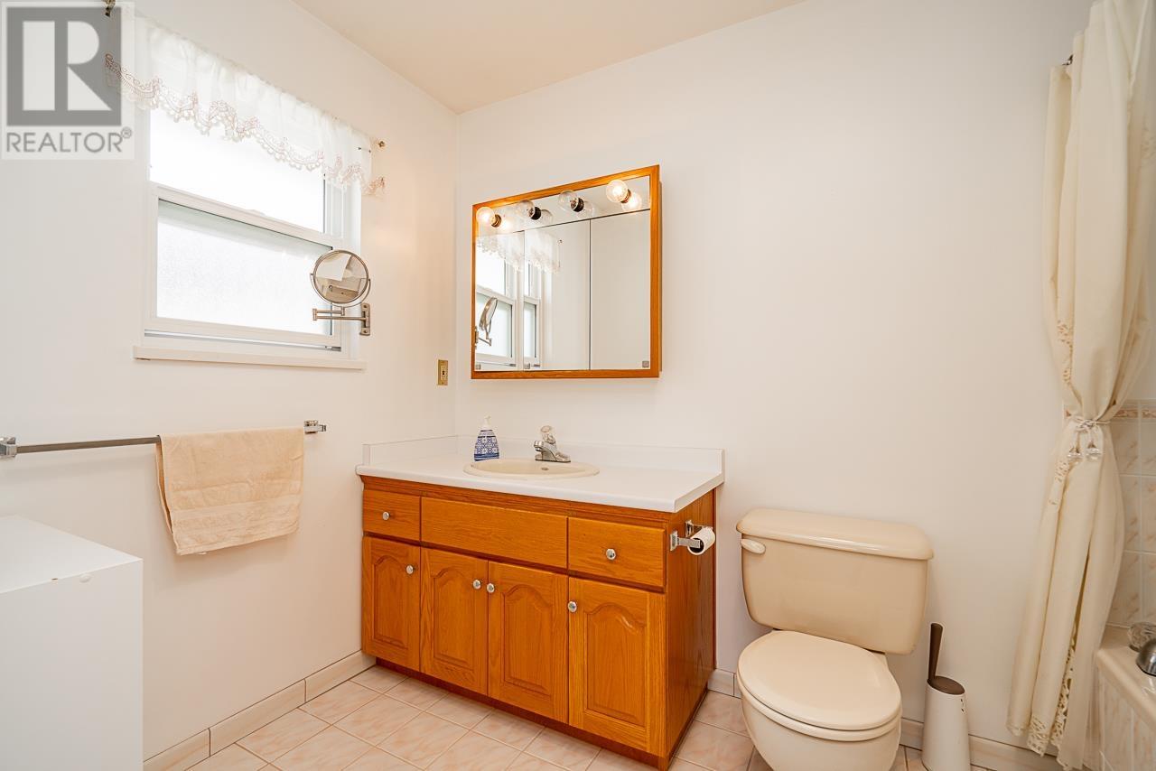 7823 Elwell Street, Burnaby, British Columbia  V5E 1M1 - Photo 17 - R2974785