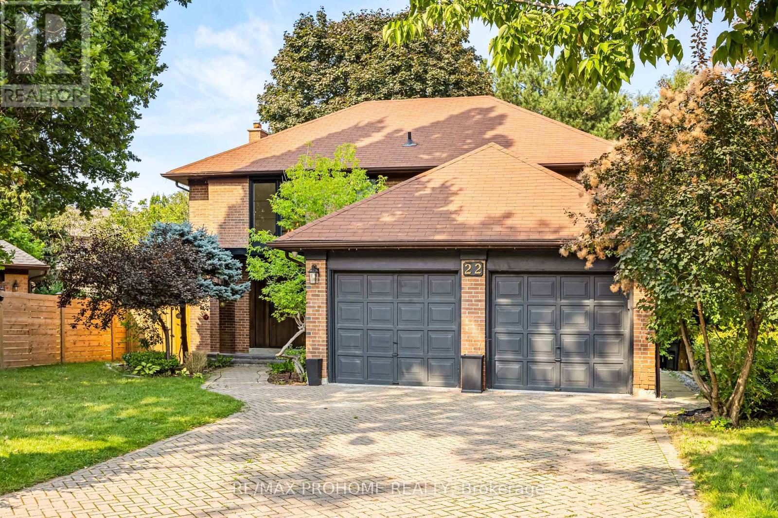 Property at 22 FERNSIDE COURT image 3
