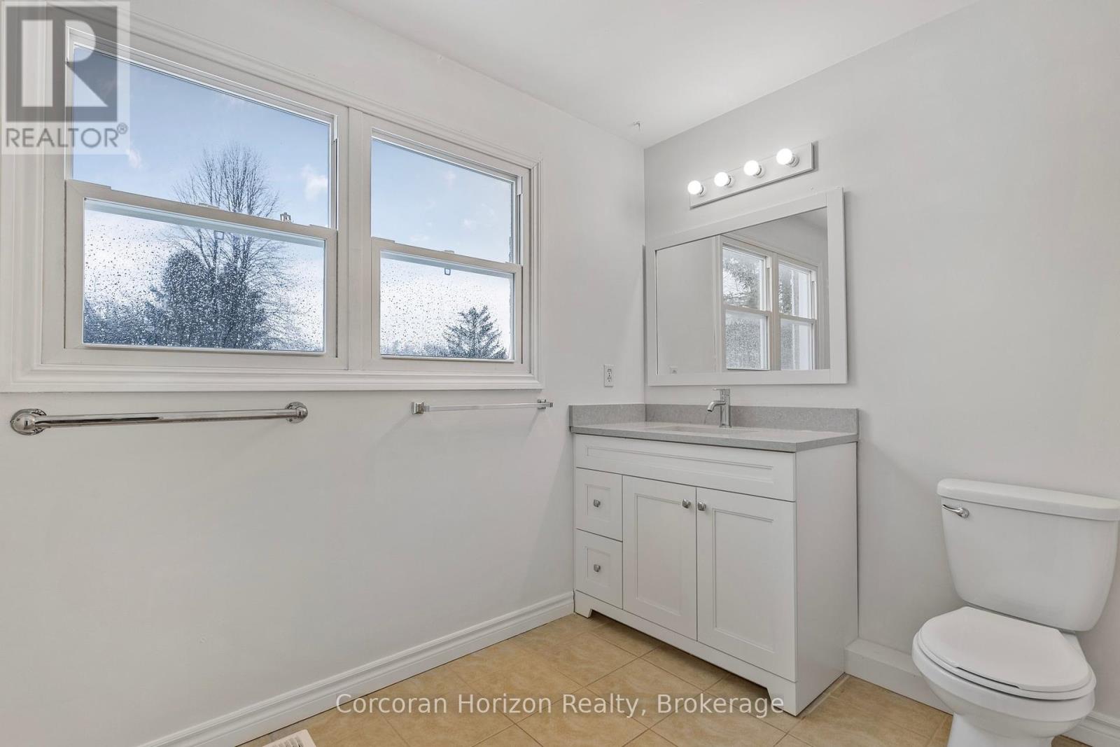 28 Fox Run, Barrie, Ontario  L4N 5L5 - Photo 31 - S12008992
