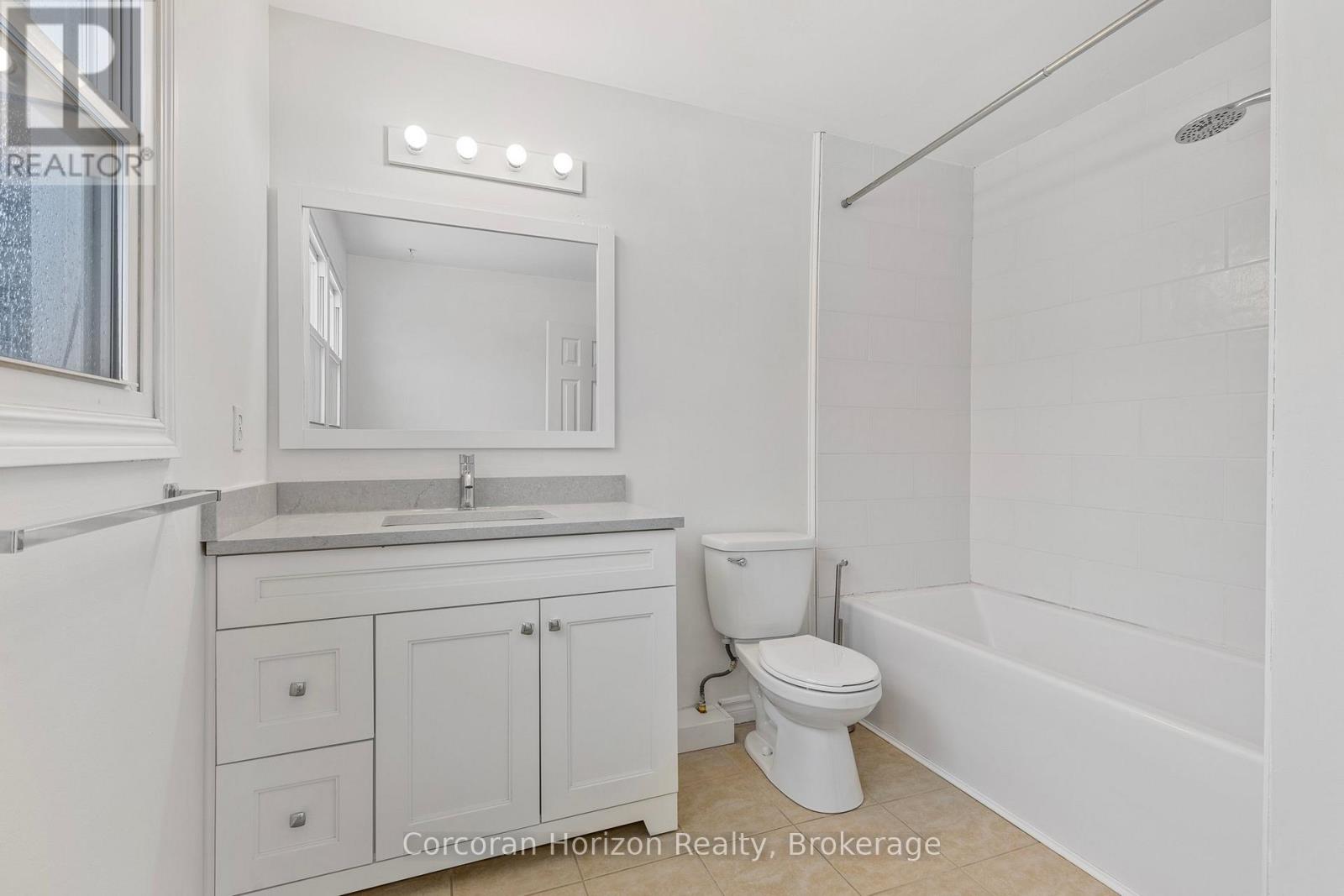28 Fox Run, Barrie, Ontario  L4N 5L5 - Photo 32 - S12008992