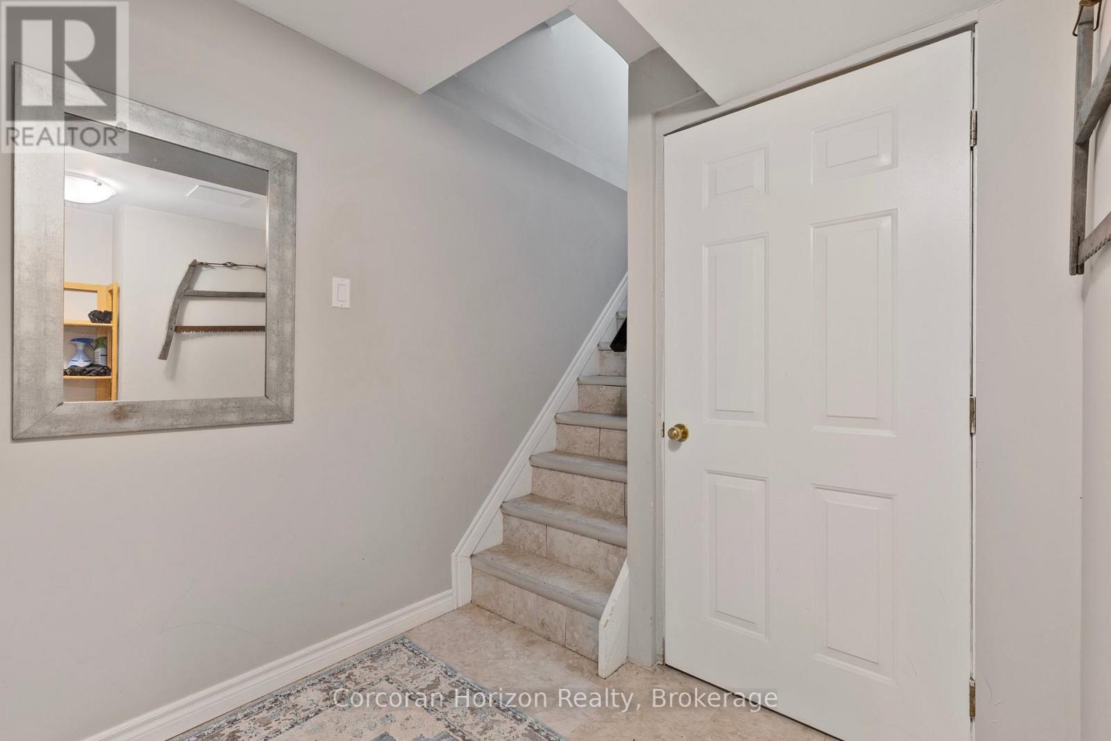 28 Fox Run, Barrie, Ontario  L4N 5L5 - Photo 33 - S12008992