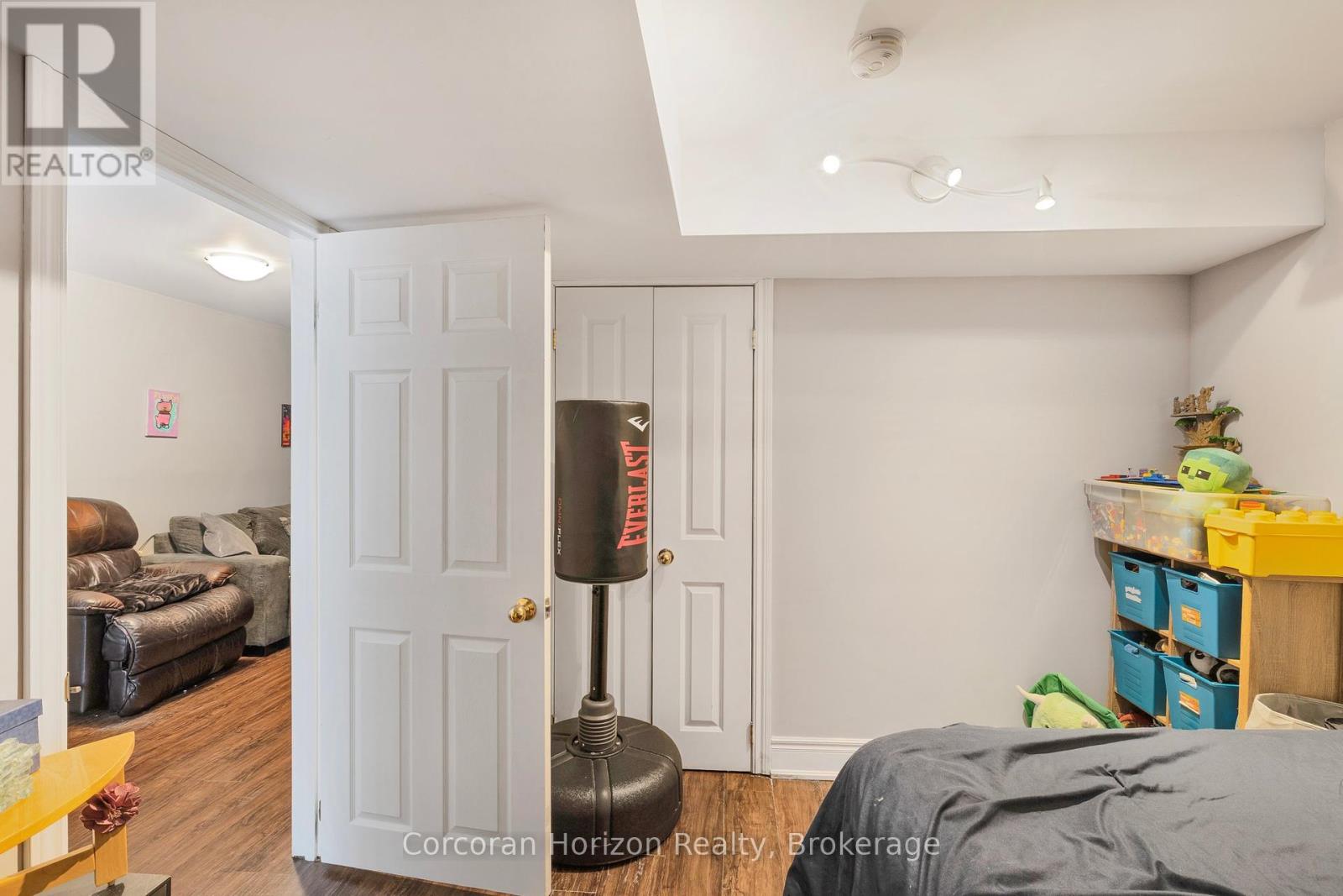 28 Fox Run, Barrie, Ontario  L4N 5L5 - Photo 41 - S12008992