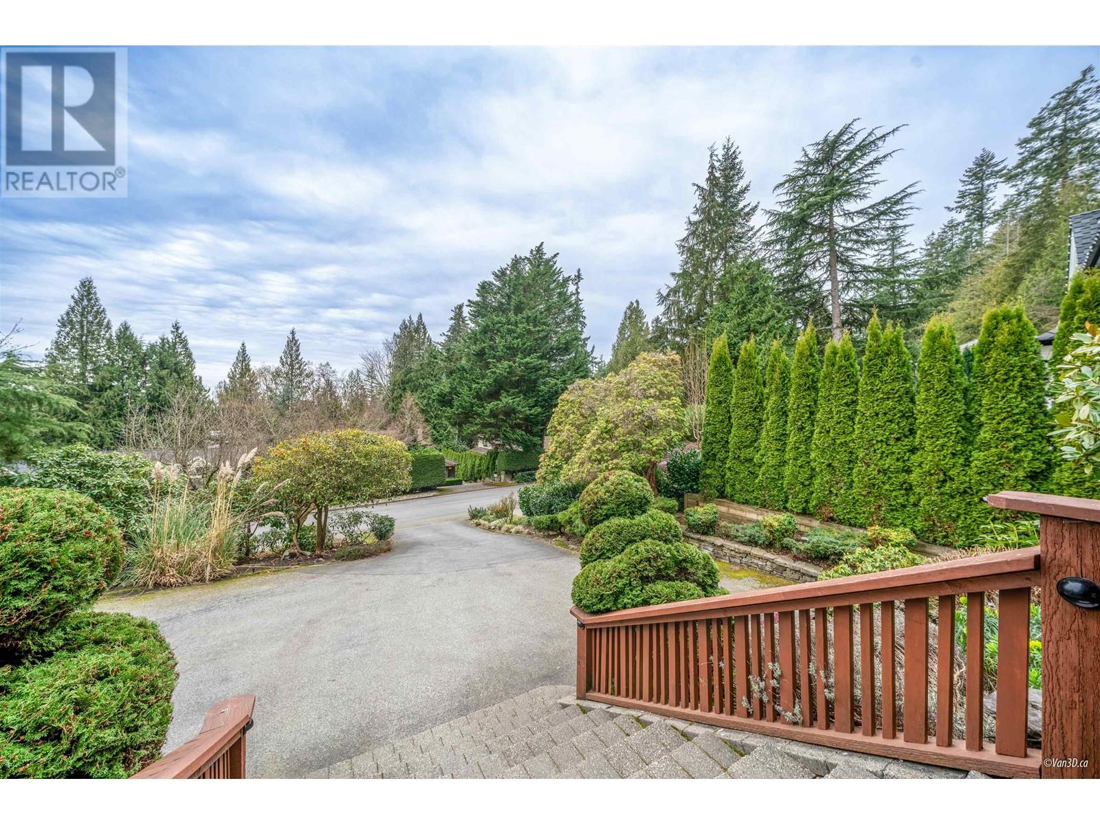 4629 Caulfeild Drive, West Vancouver, British Columbia  V7W 1E9 - Photo 35 - R2968843