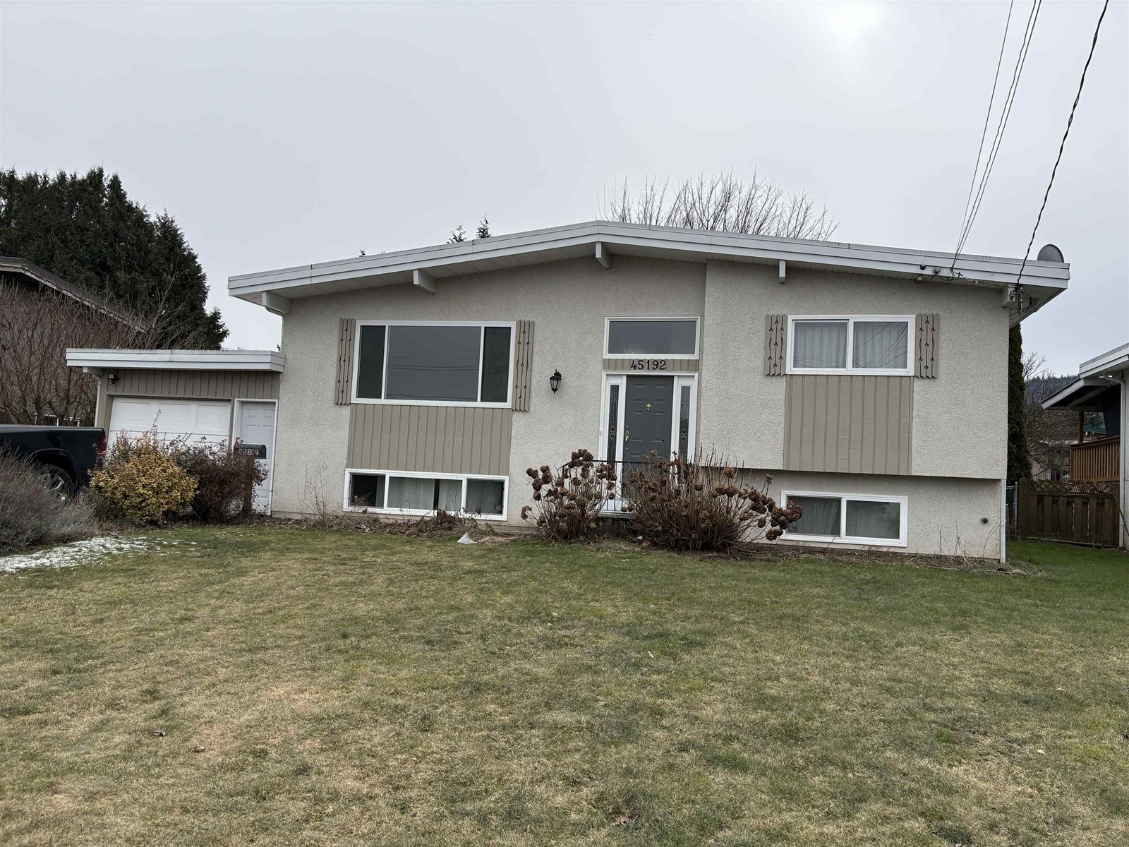Property at 45192 MONTCALM ROAD image 2