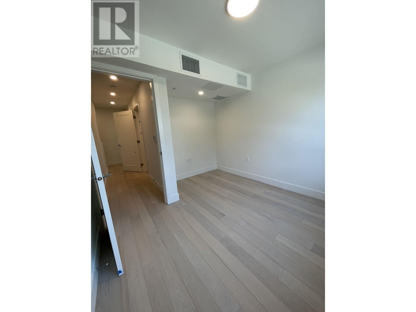 625x Oak Street, Vancouver, British Columbia  V6M 2W4 - Photo 12 - R2971271