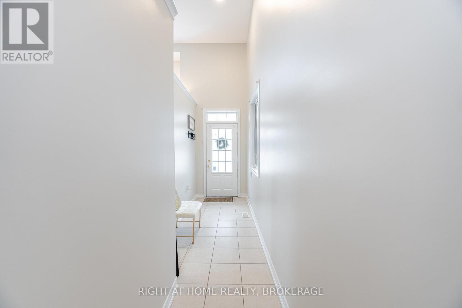 Property at 1328 GRANROCK CRESCENT image 4
