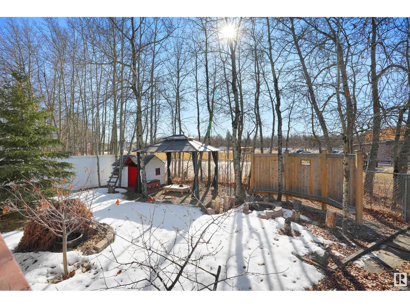 Property at 464 RAINBOW CR image 2