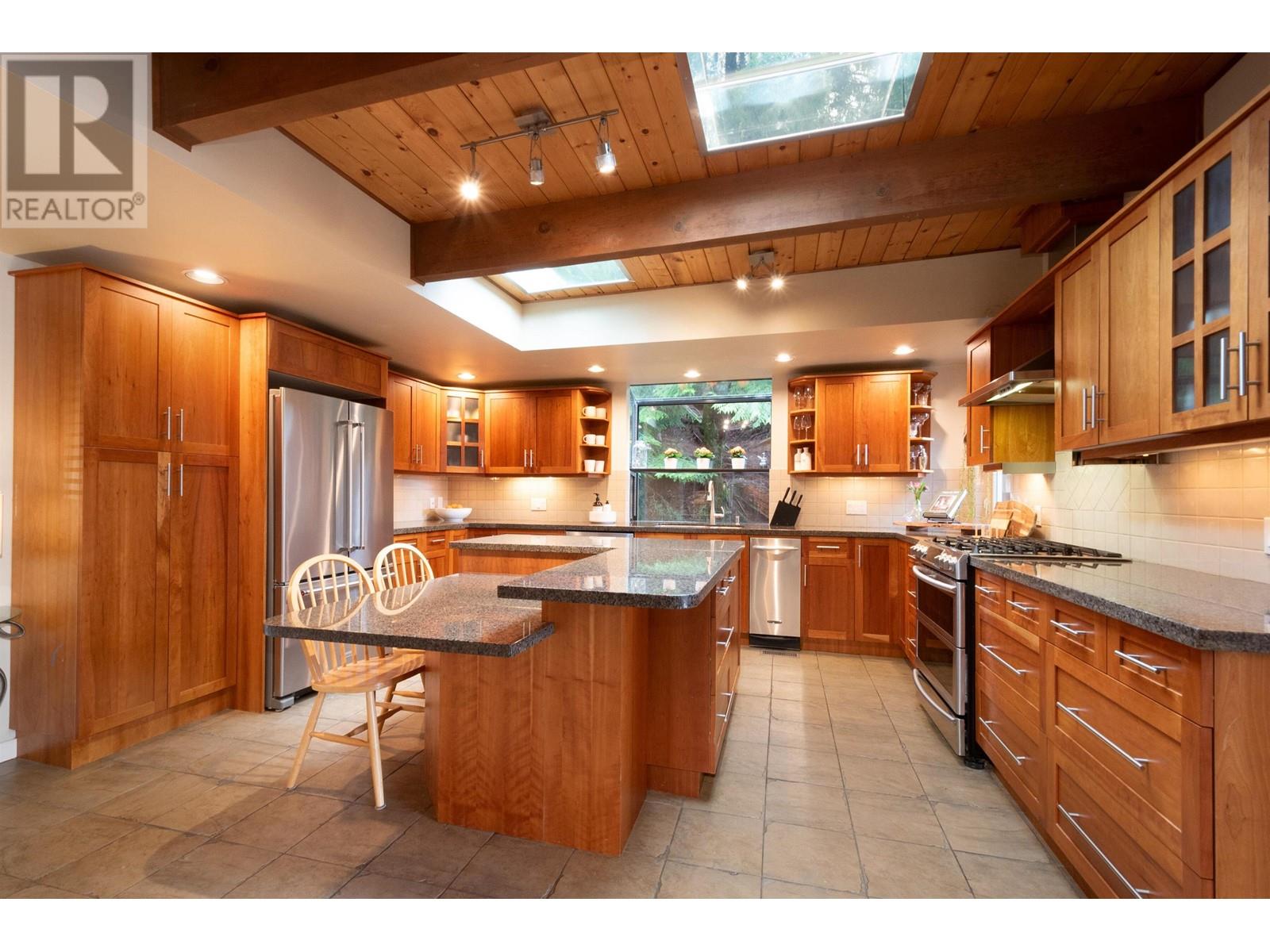 550 Ventura Crescent, North Vancouver, British Columbia  V7N 3G9 - Photo 19 - R2970880