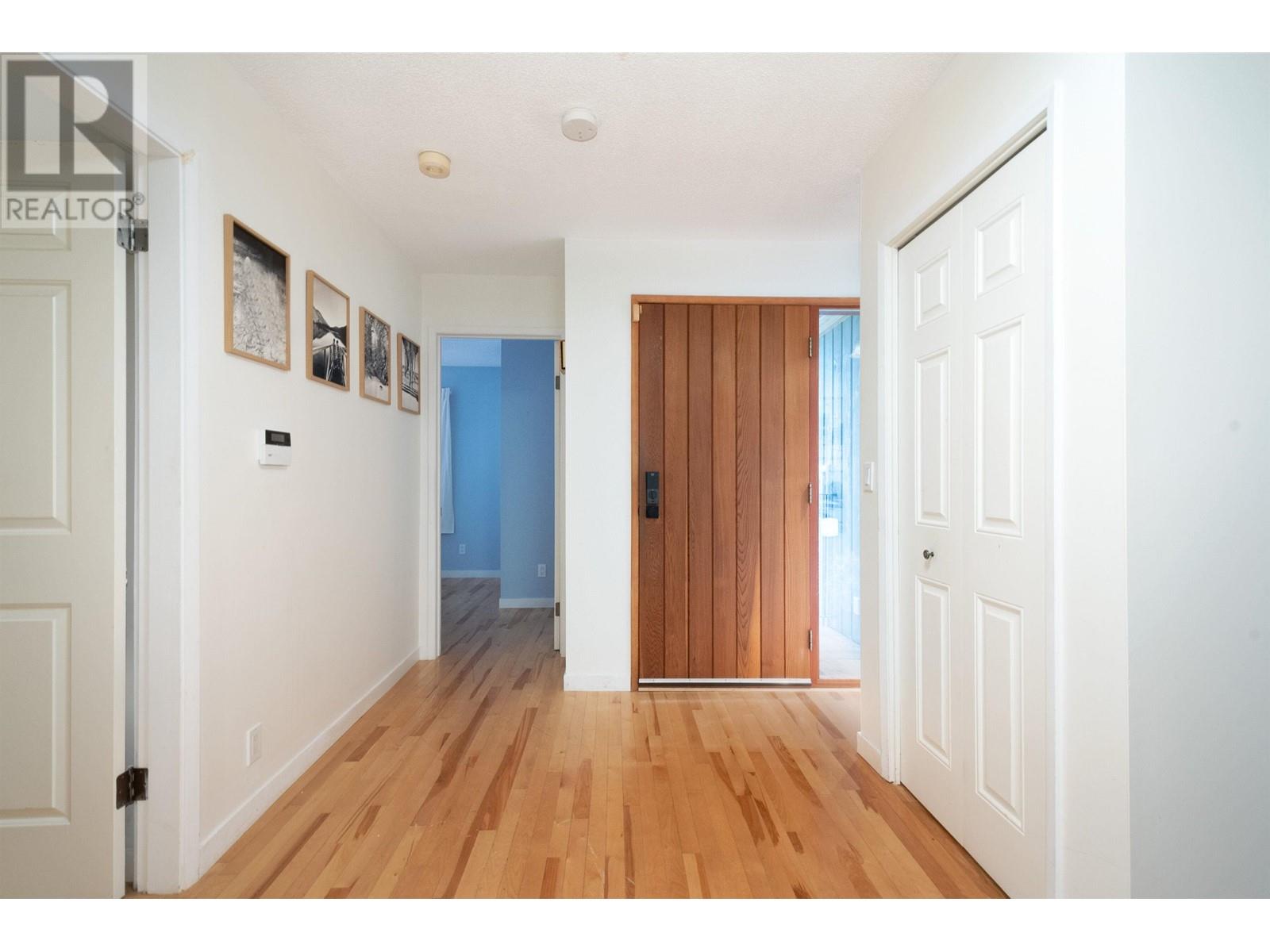 550 Ventura Crescent, North Vancouver, British Columbia  V7N 3G9 - Photo 6 - R2970880