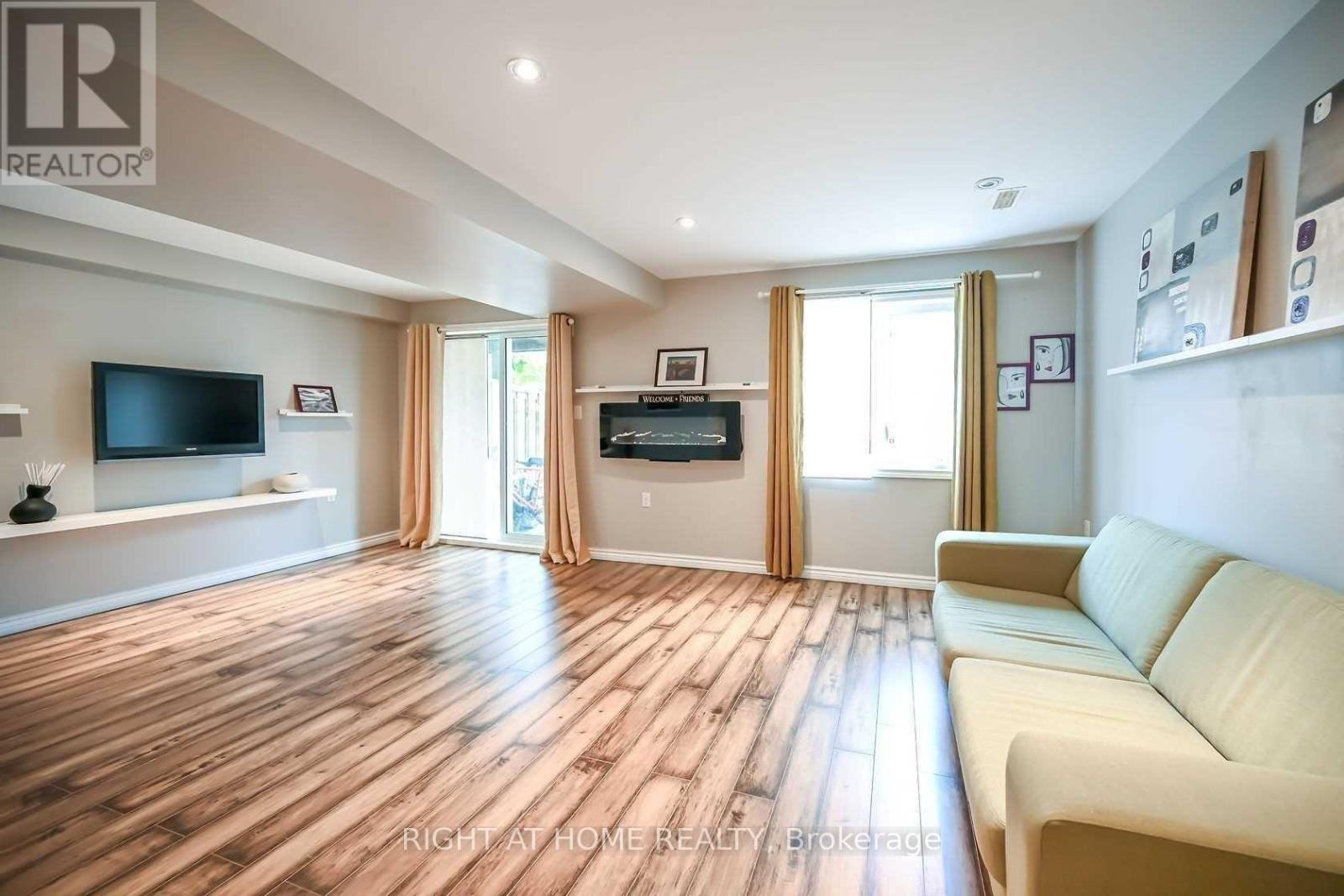 96 Highgate Drive, Hamilton, Ontario  L8J 0C2 - Photo 25 - X12009021
