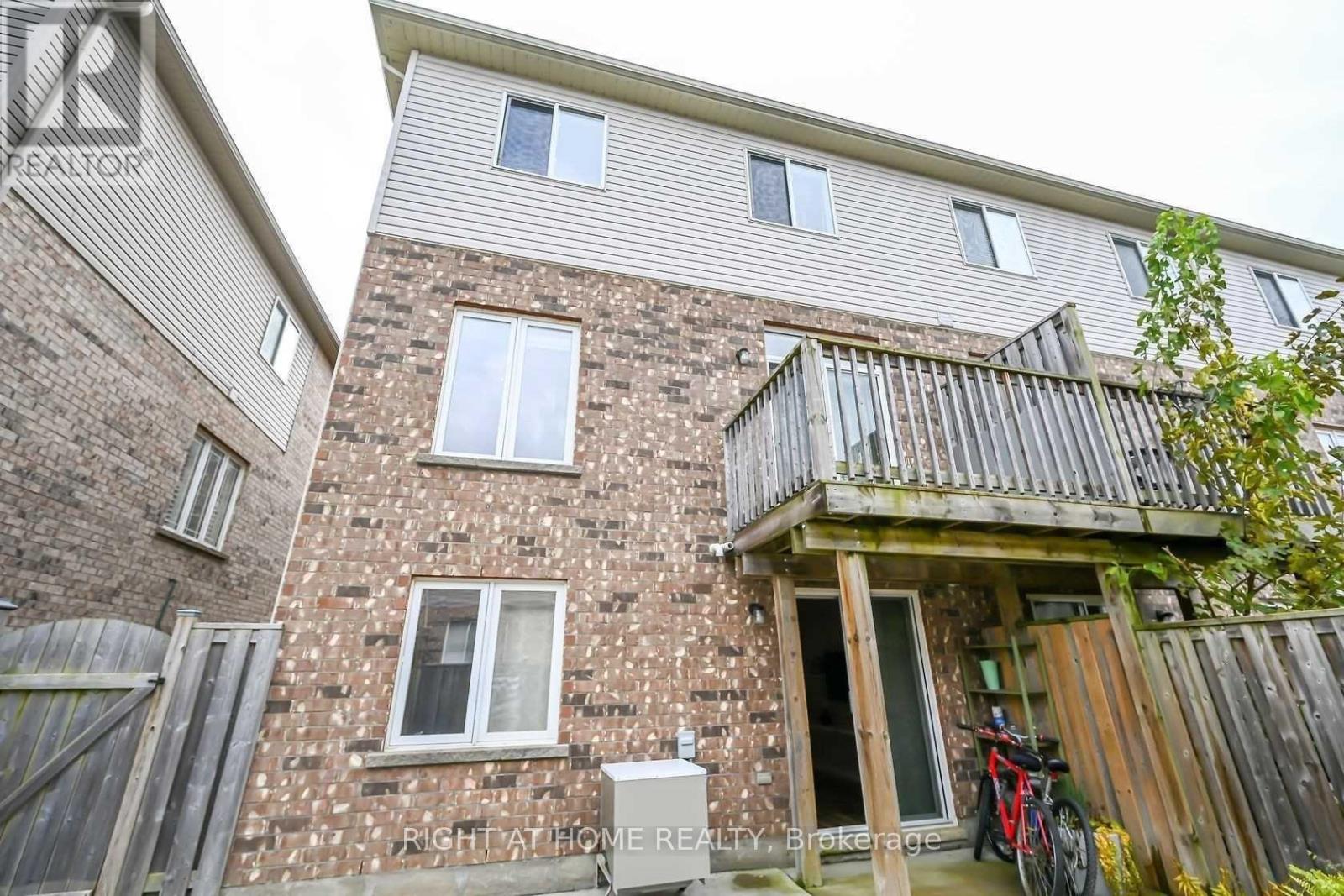96 Highgate Drive, Hamilton, Ontario  L8J 0C2 - Photo 35 - X12009021