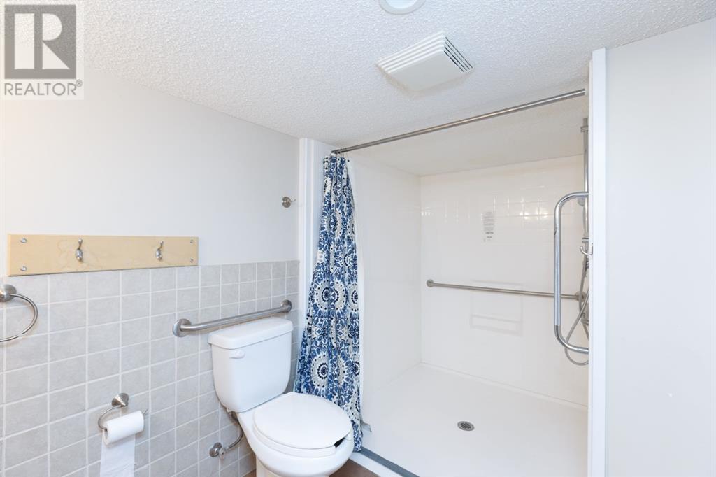 915 23 Avenue Nw, Calgary, Alberta  T2M 1T5 - Photo 16 - A2193874