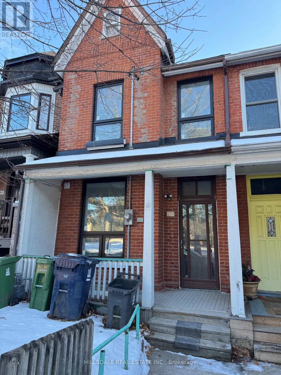 LOWER UNIT - 687 MARKHAM STREET, Toronto, Ontario