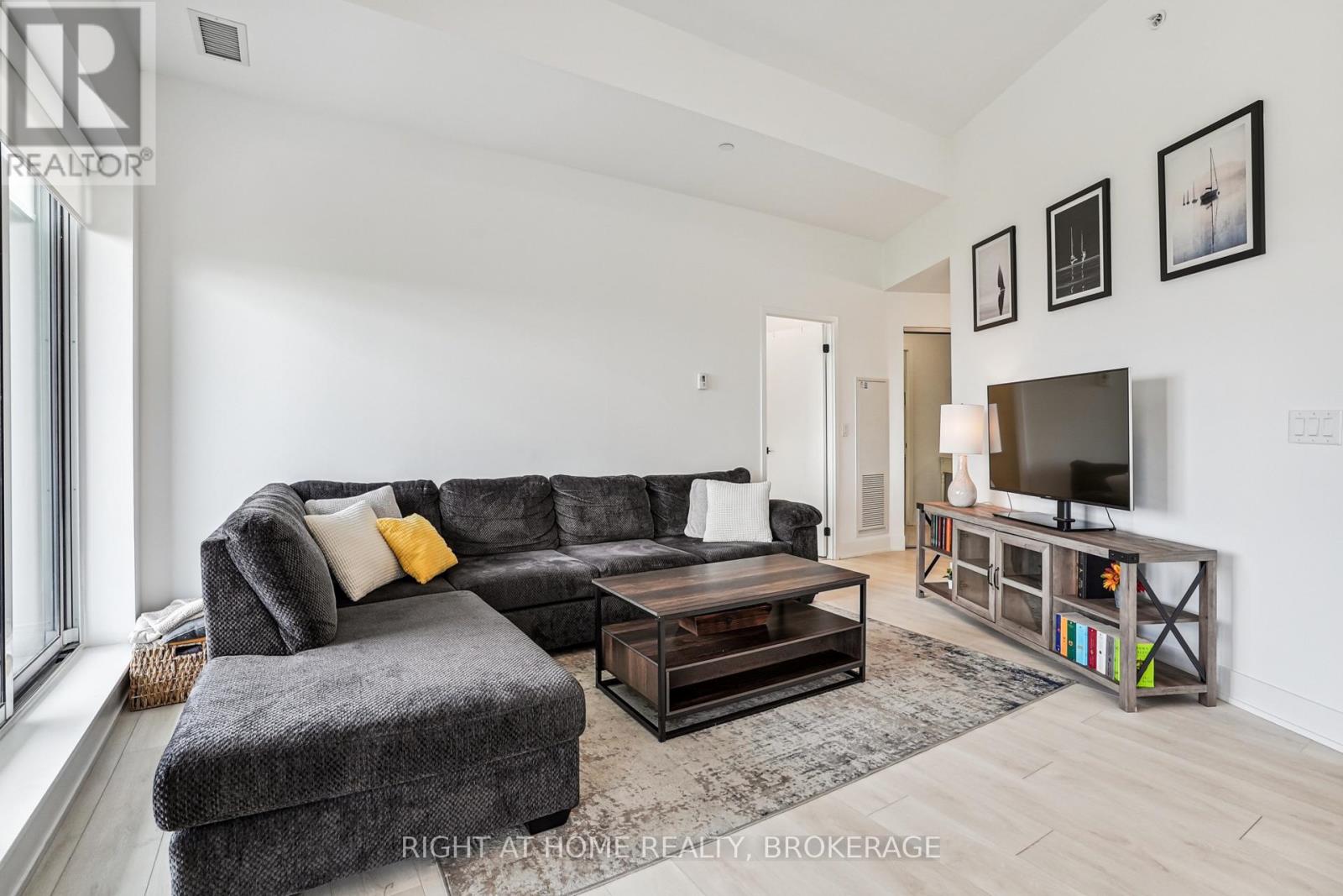 436 - 2485 Taunton Road, Oakville, Ontario  L6H 3R8 - Photo 10 - W12009051