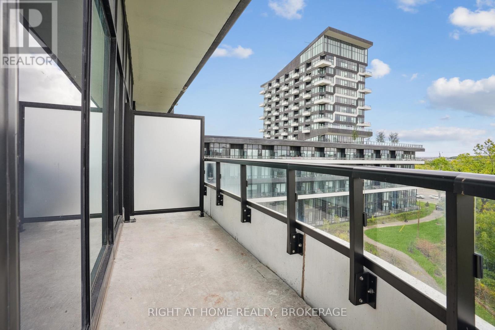 436 - 2485 Taunton Road, Oakville, Ontario  L6H 3R8 - Photo 33 - W12009051