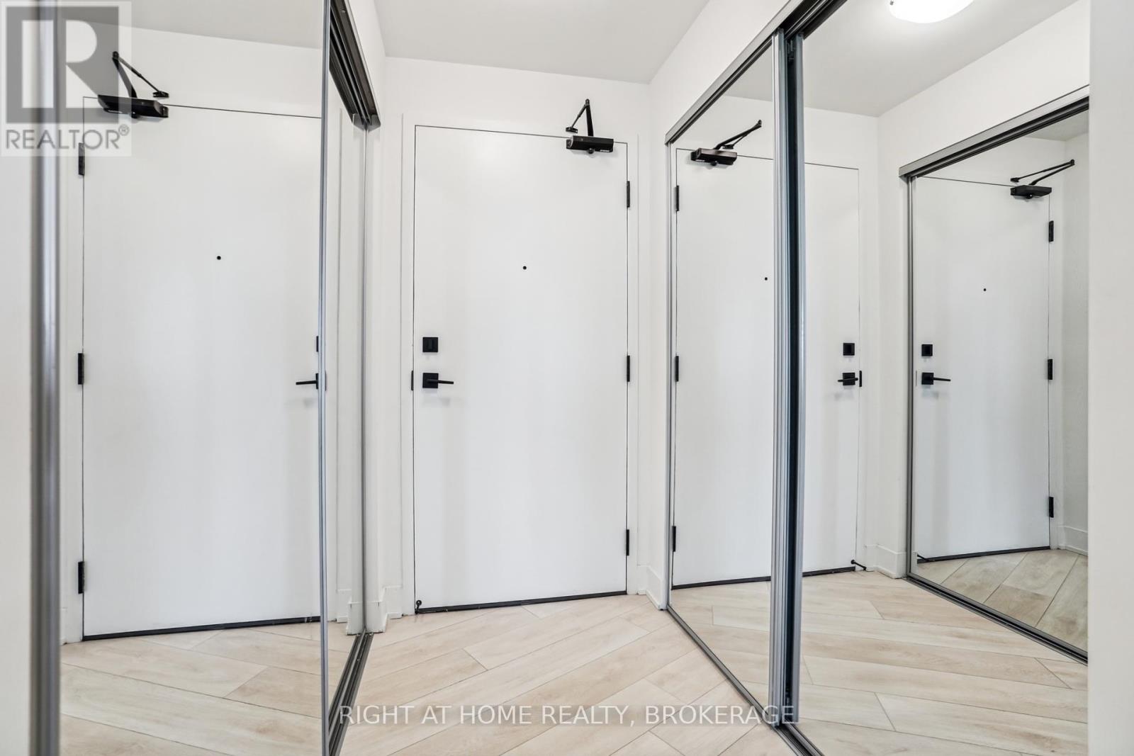 436 - 2485 Taunton Road, Oakville, Ontario  L6H 3R8 - Photo 7 - W12009051