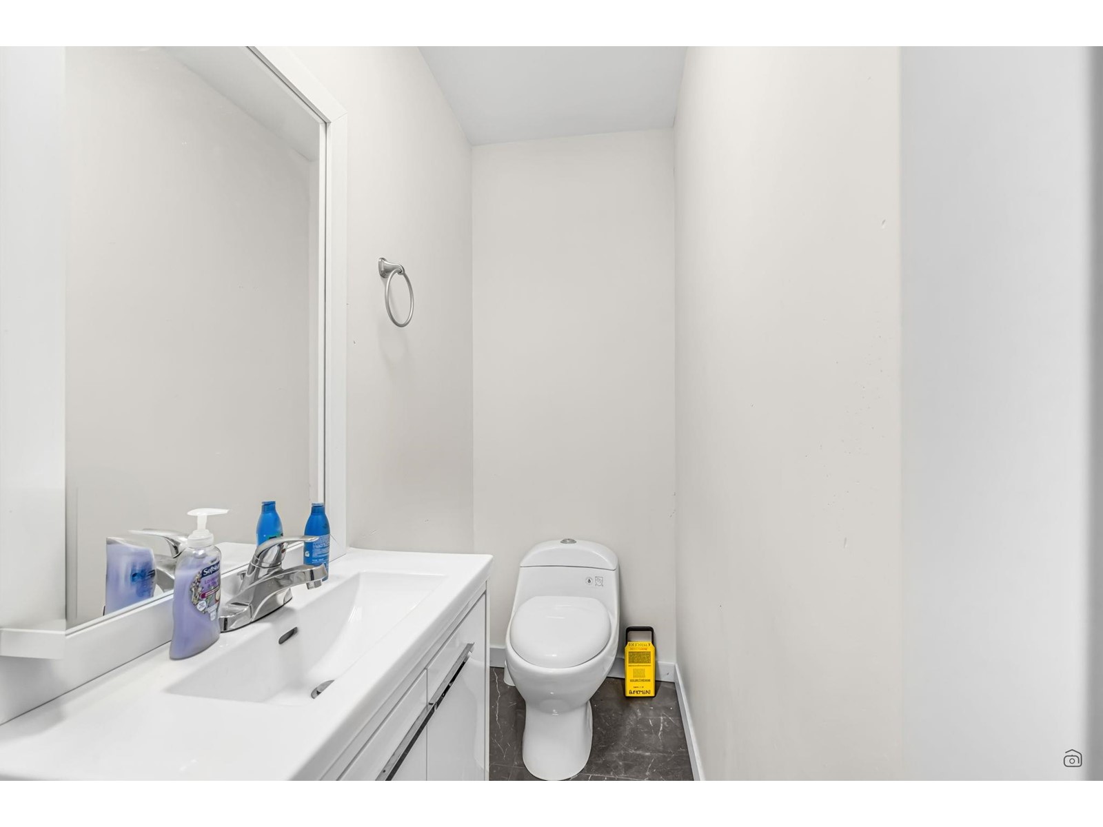 15079 87b Avenue, Surrey, British Columbia  V3S 5G6 - Photo 14 - R2971435