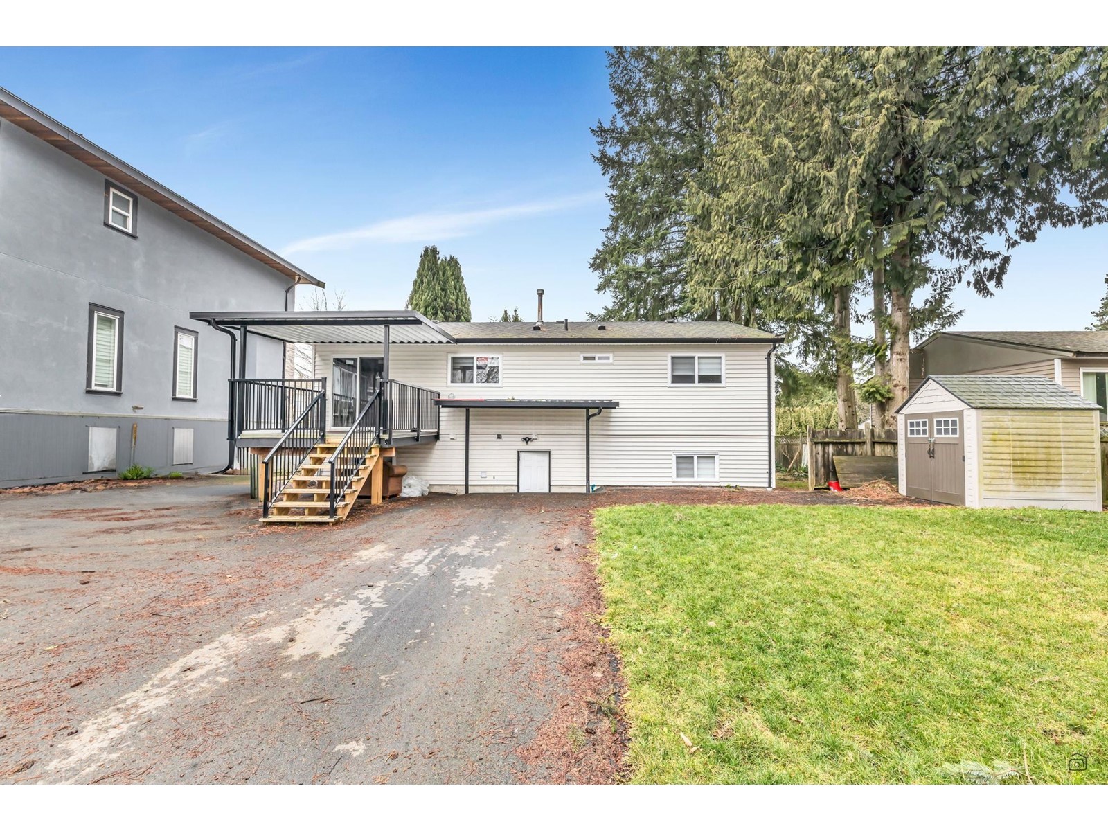 Property at 15079 87B AVENUE image 1