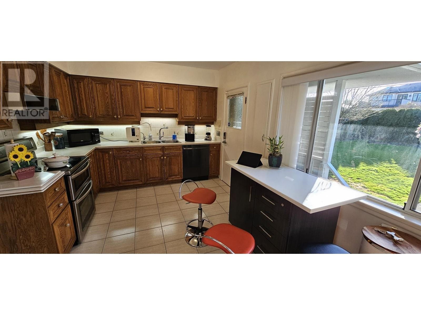 Listing Picture 8 of 33 : 5325 ASH STREET, Vancouver / 溫哥華 - 魯藝地產 Yvonne Lu Group - MLS Medallion Club Member