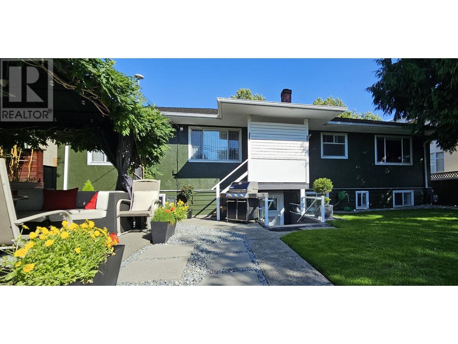 Listing Picture 21 of 33 : 5325 ASH STREET, Vancouver / 溫哥華 - 魯藝地產 Yvonne Lu Group - MLS Medallion Club Member
