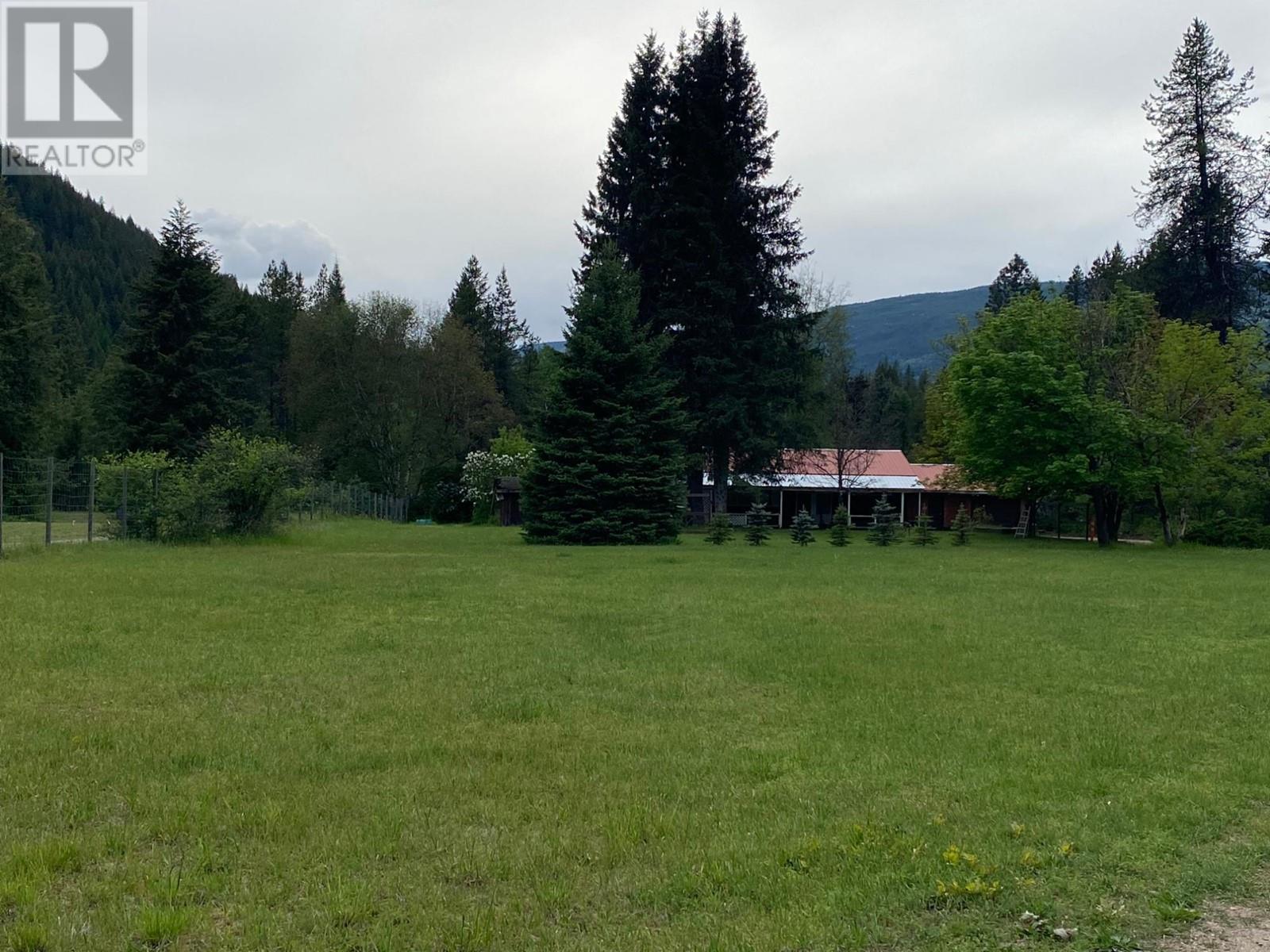 2697 Osachoff Road, South Slocan, British Columbia  V0G 2G0 - Photo 54 - 2479557