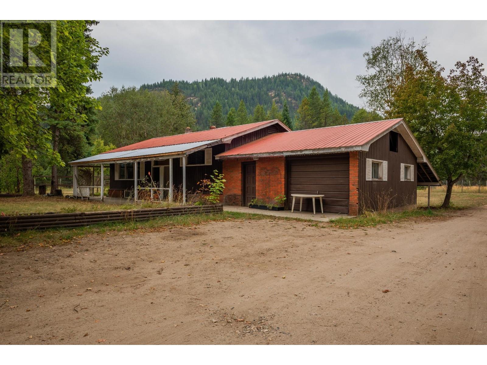 2697 Osachoff Road, South Slocan, British Columbia  V0G 2G0 - Photo 55 - 2479557