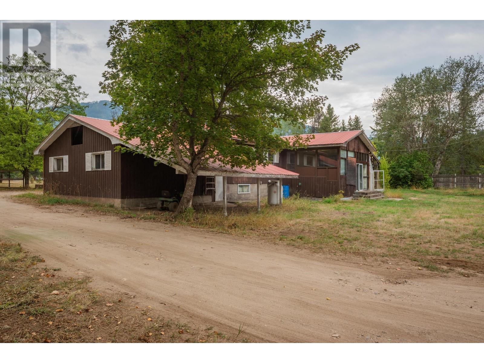 2697 Osachoff Road, South Slocan, British Columbia  V0G 2G0 - Photo 56 - 2479557