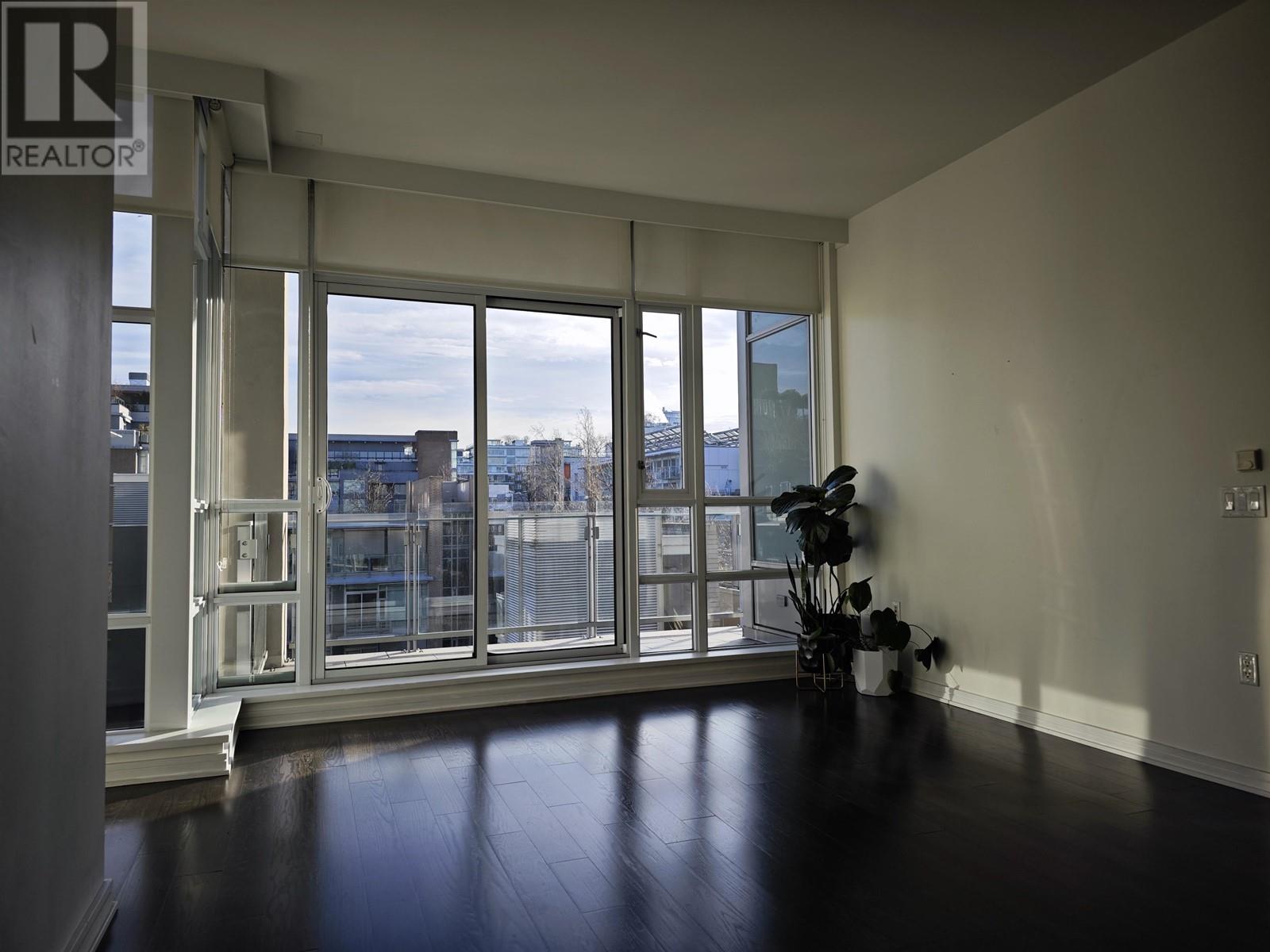 Listing Picture 6 of 10 : 601 1616 COLUMBIA STREET, Vancouver / 溫哥華 - 魯藝地產 Yvonne Lu Group - MLS Medallion Club Member