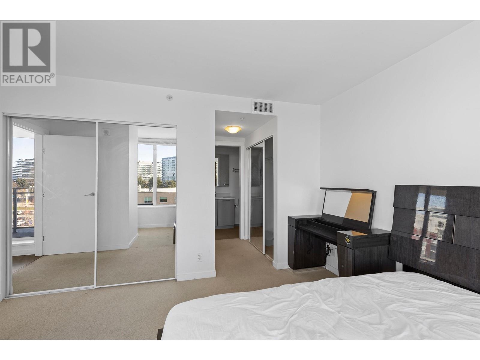 Listing Picture 13 of 28 : 611 7688 ALDERBRIDGE WAY, Richmond / 烈治文 - 魯藝地產 Yvonne Lu Group - MLS Medallion Club Member