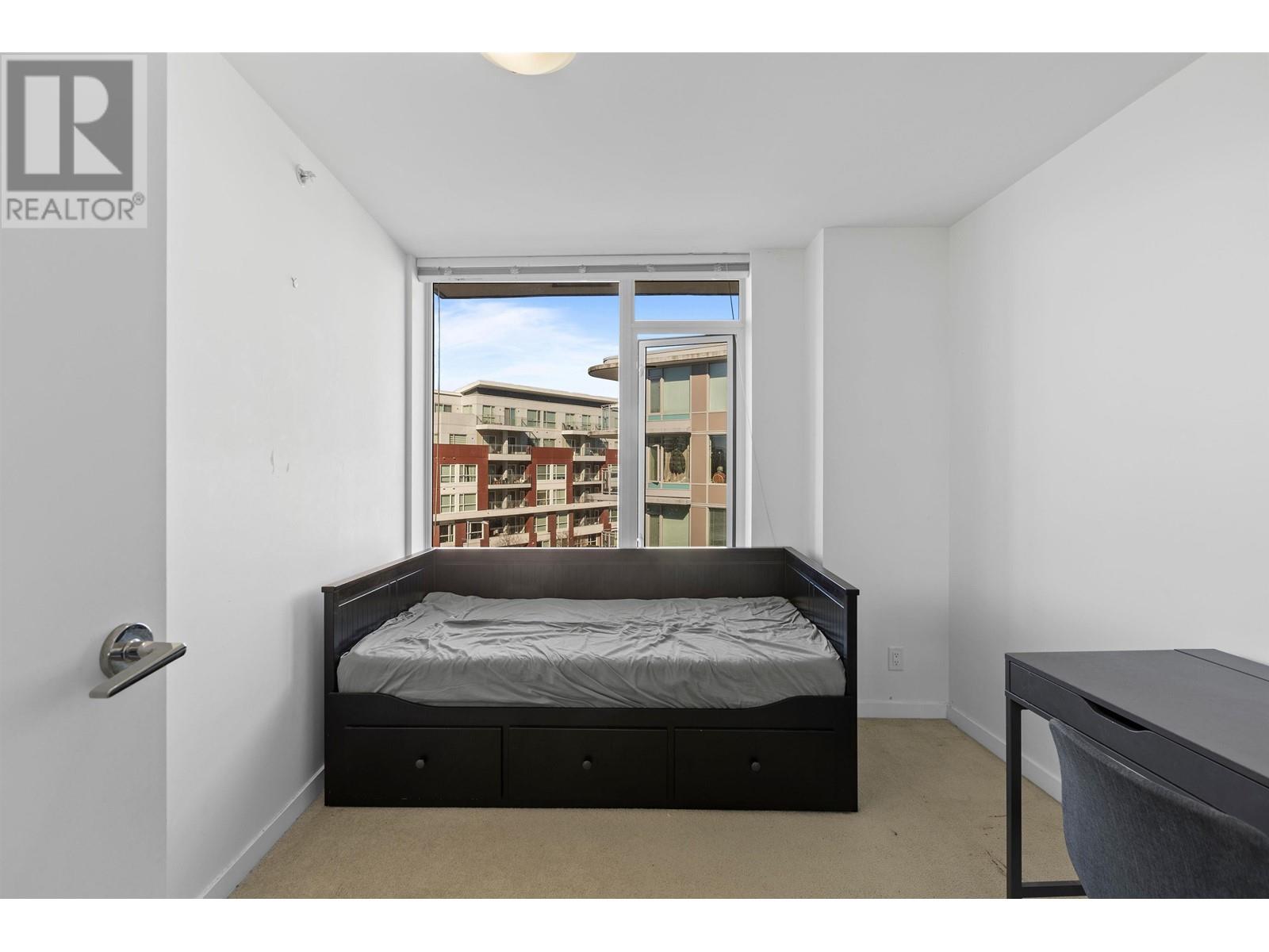 Listing Picture 10 of 28 : 611 7688 ALDERBRIDGE WAY, Richmond / 烈治文 - 魯藝地產 Yvonne Lu Group - MLS Medallion Club Member