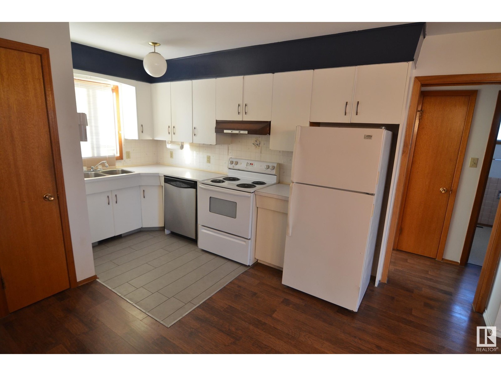 5210 48 St, Barrhead, Alberta  T7N 1A3 - Photo 6 - E4415802