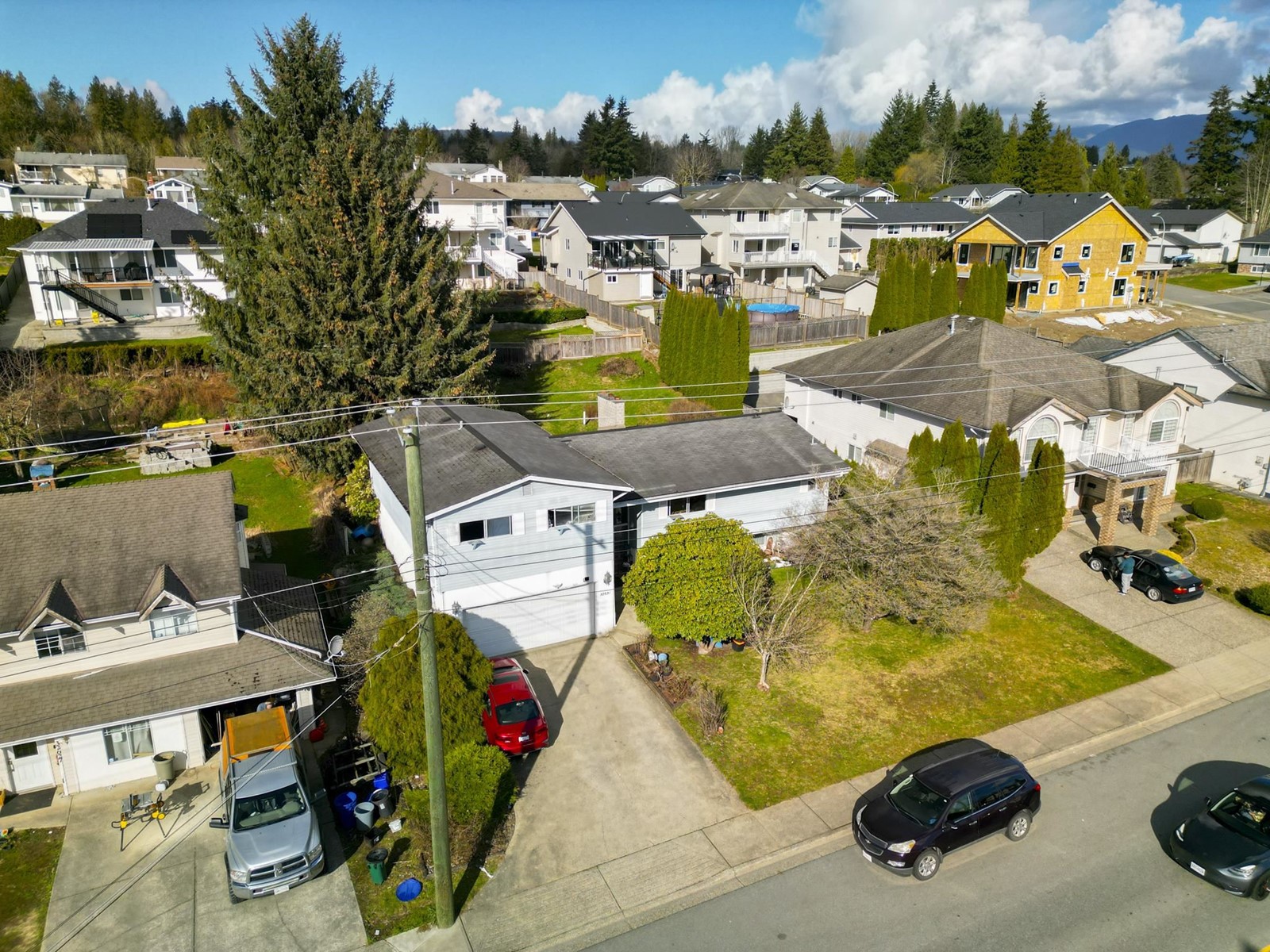Property at 32631 7TH AVENUE image 1