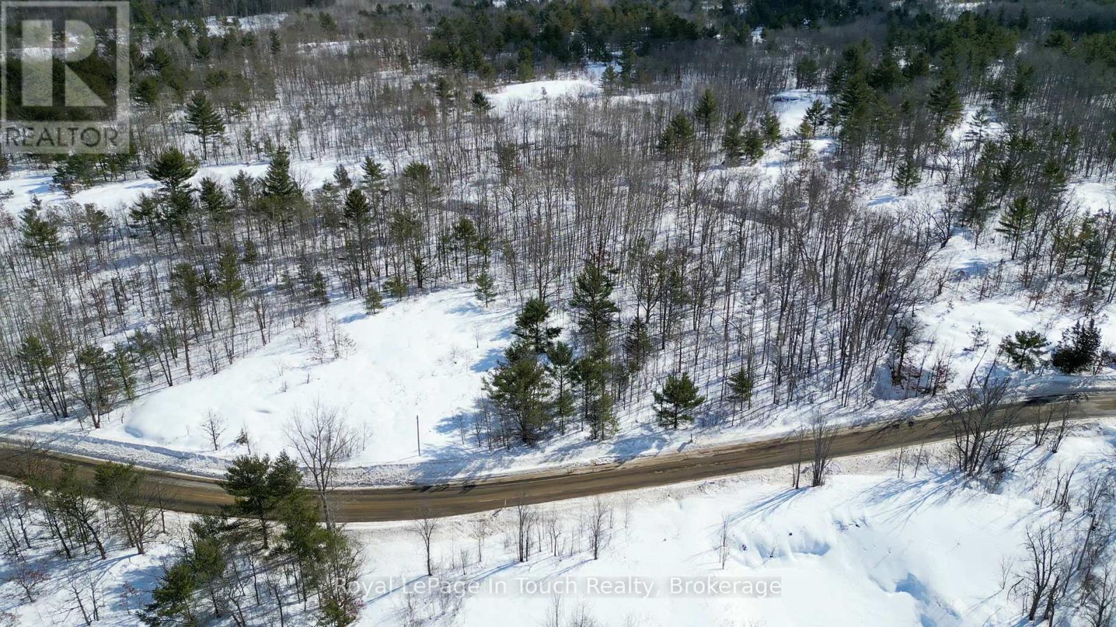 408 South Bay Road, Georgian Bay, Ontario  L0K 1S0 - Photo 2 - X11920486