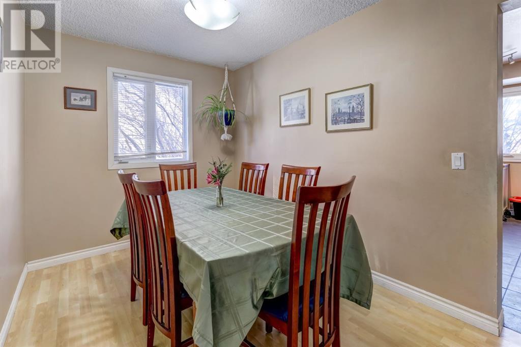 315 Ranch Glen Place Nw, Calgary, Alberta  T3G 1G2 - Photo 6 - A2195647