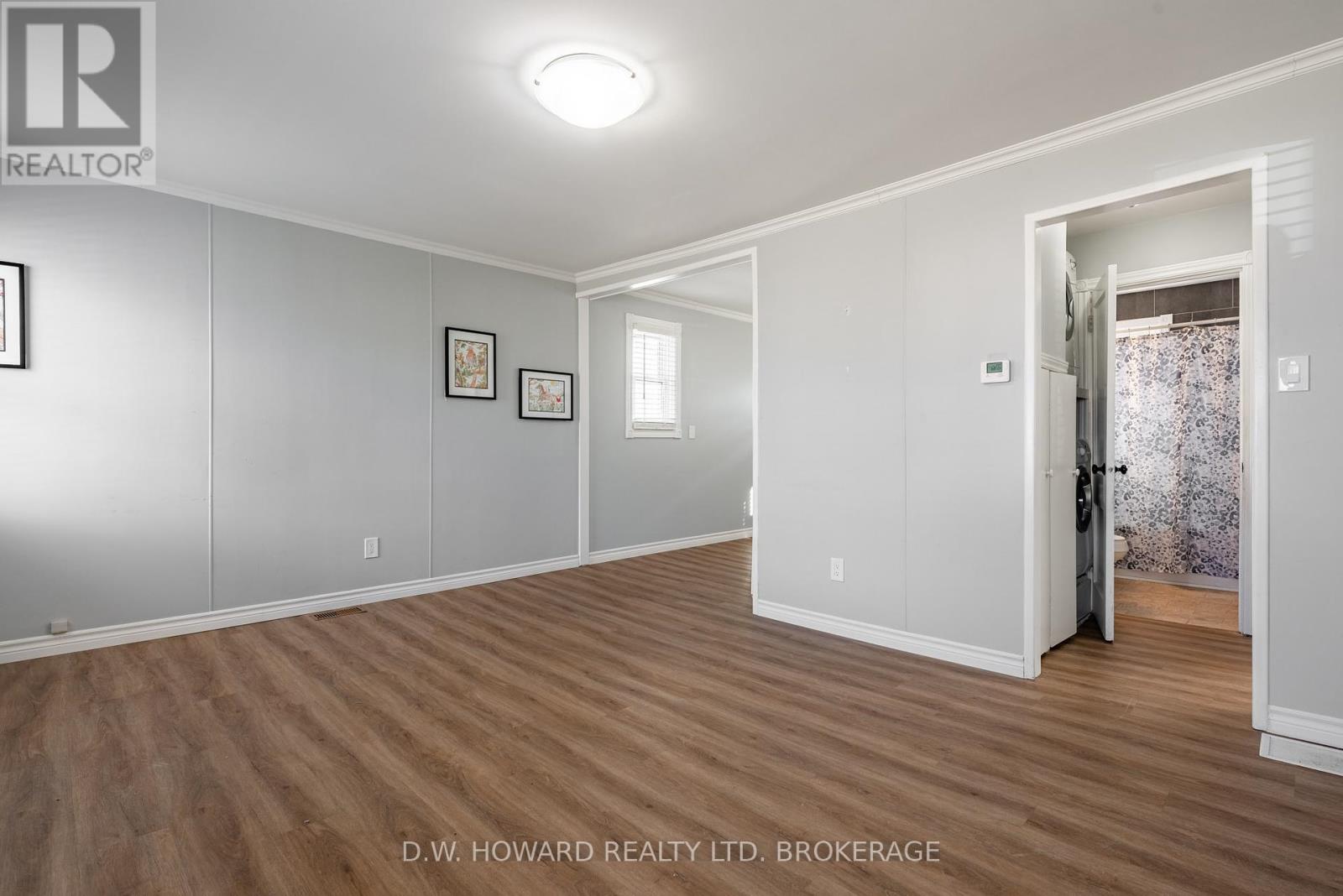 Property at 41 ABERDEEN COURT image 4