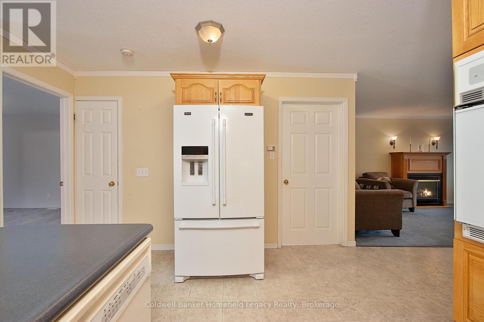 33 Ann Street, St. Marys, Ontario  N4X 1C8 - Photo 11 - X12009137