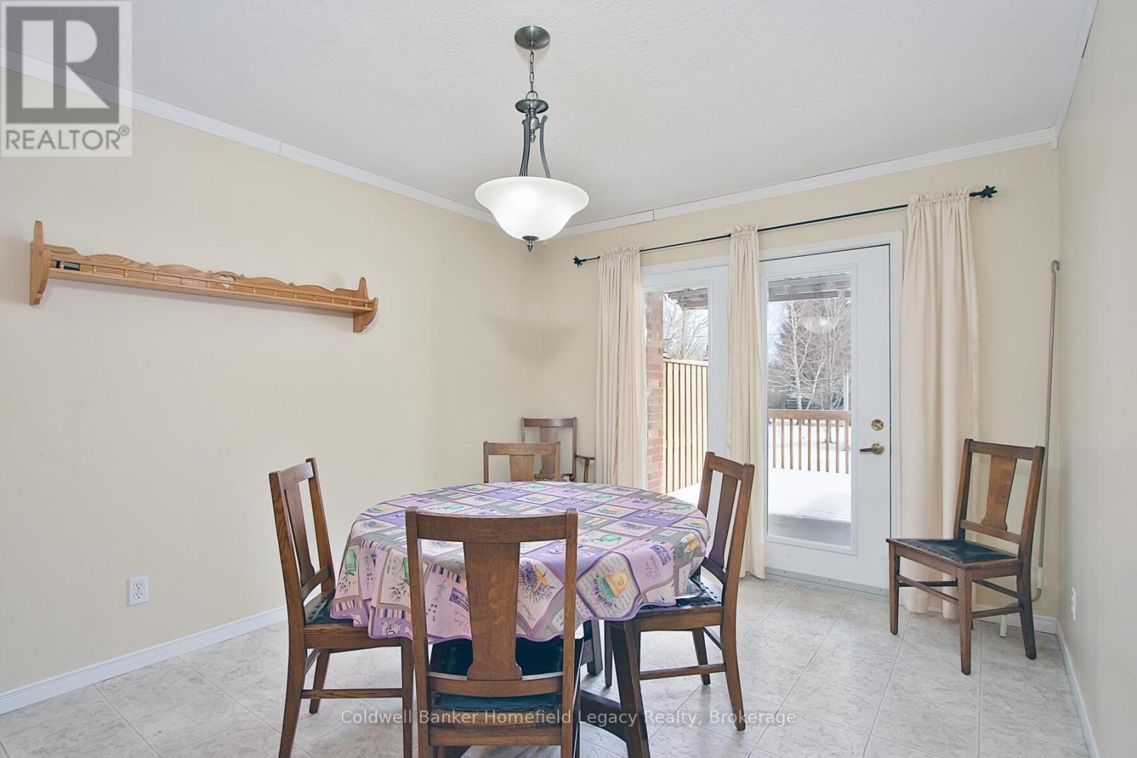 33 Ann Street, St. Marys, Ontario  N4X 1C8 - Photo 13 - X12009137