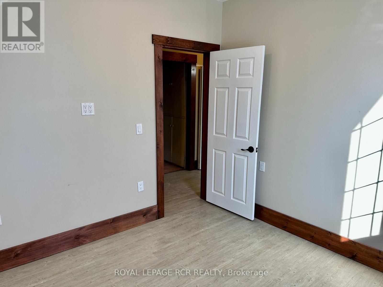 641 10th Avenue, Hanover, Ontario  N4N 2P6 - Photo 29 - X11823001