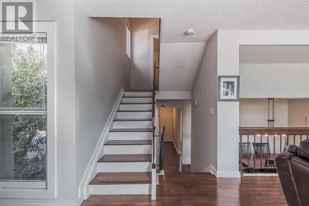 343 Brae Glen Road Sw, Calgary, Alberta  T2W 1B6 - Photo 16 - A2192810