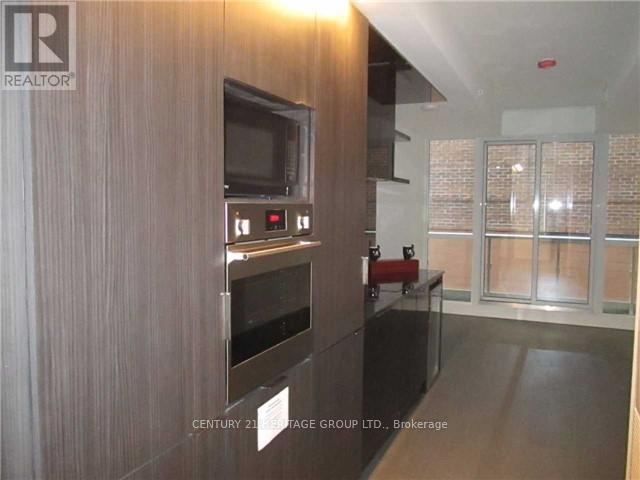 705 - 70 Temperance Street, Toronto (Bay Street Corridor), Ontario  M5H 0B1 - Photo 2 - C12009201