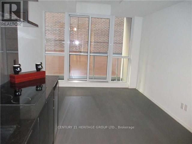 705 - 70 Temperance Street, Toronto (Bay Street Corridor), Ontario  M5H 0B1 - Photo 6 - C12009201