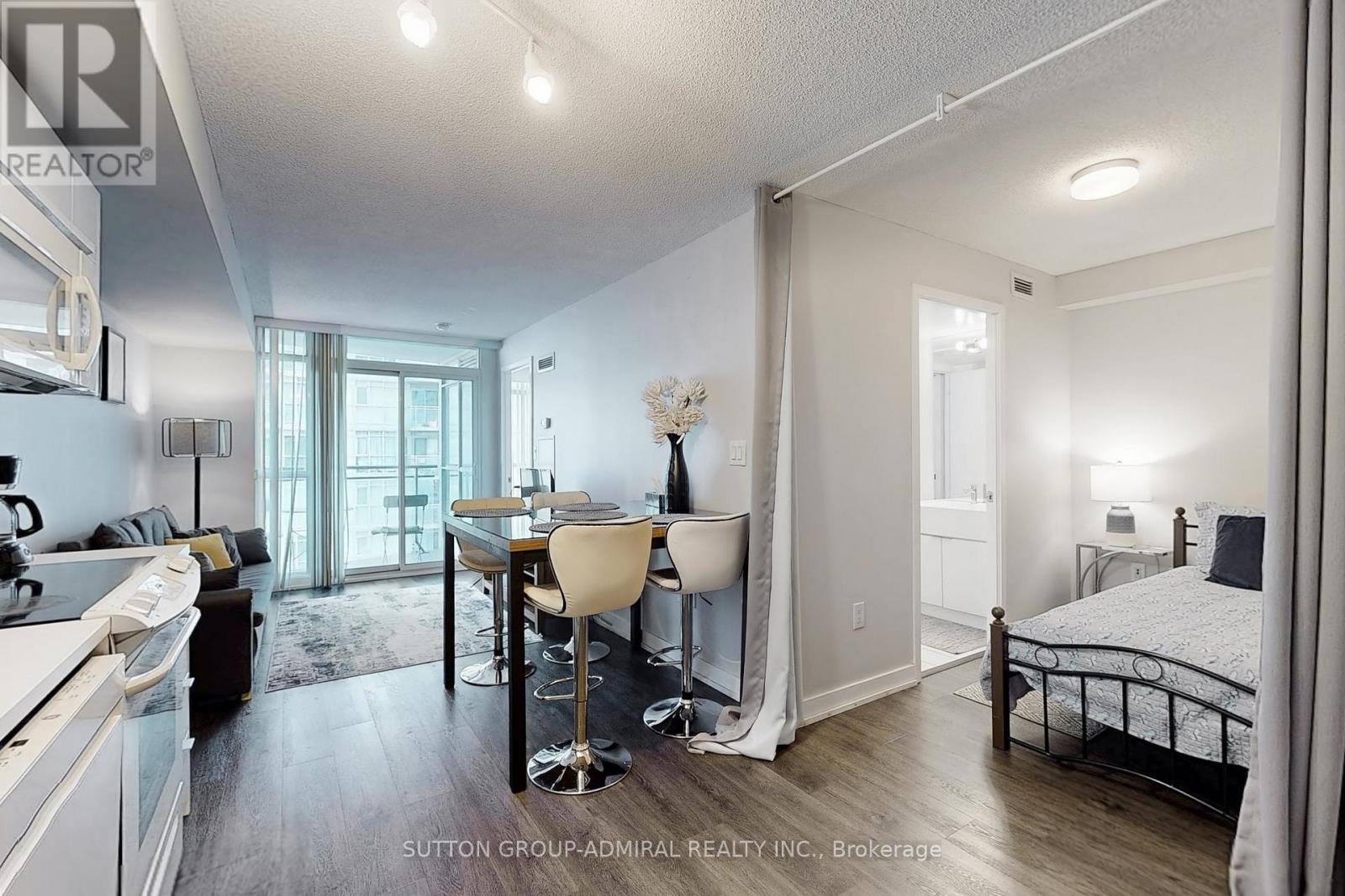 1703 - 21 Iceboat Terrace, Toronto, Ontario  M5V 4A5 - Photo 19 - C12009230
