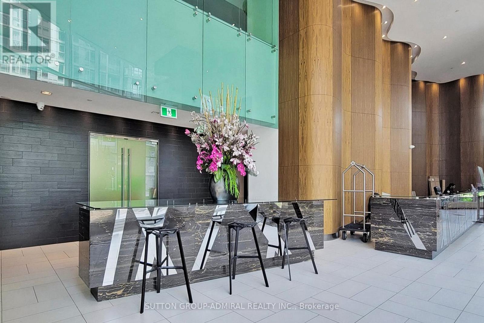 1703 - 21 Iceboat Terrace, Toronto, Ontario  M5V 4A5 - Photo 8 - C12009230