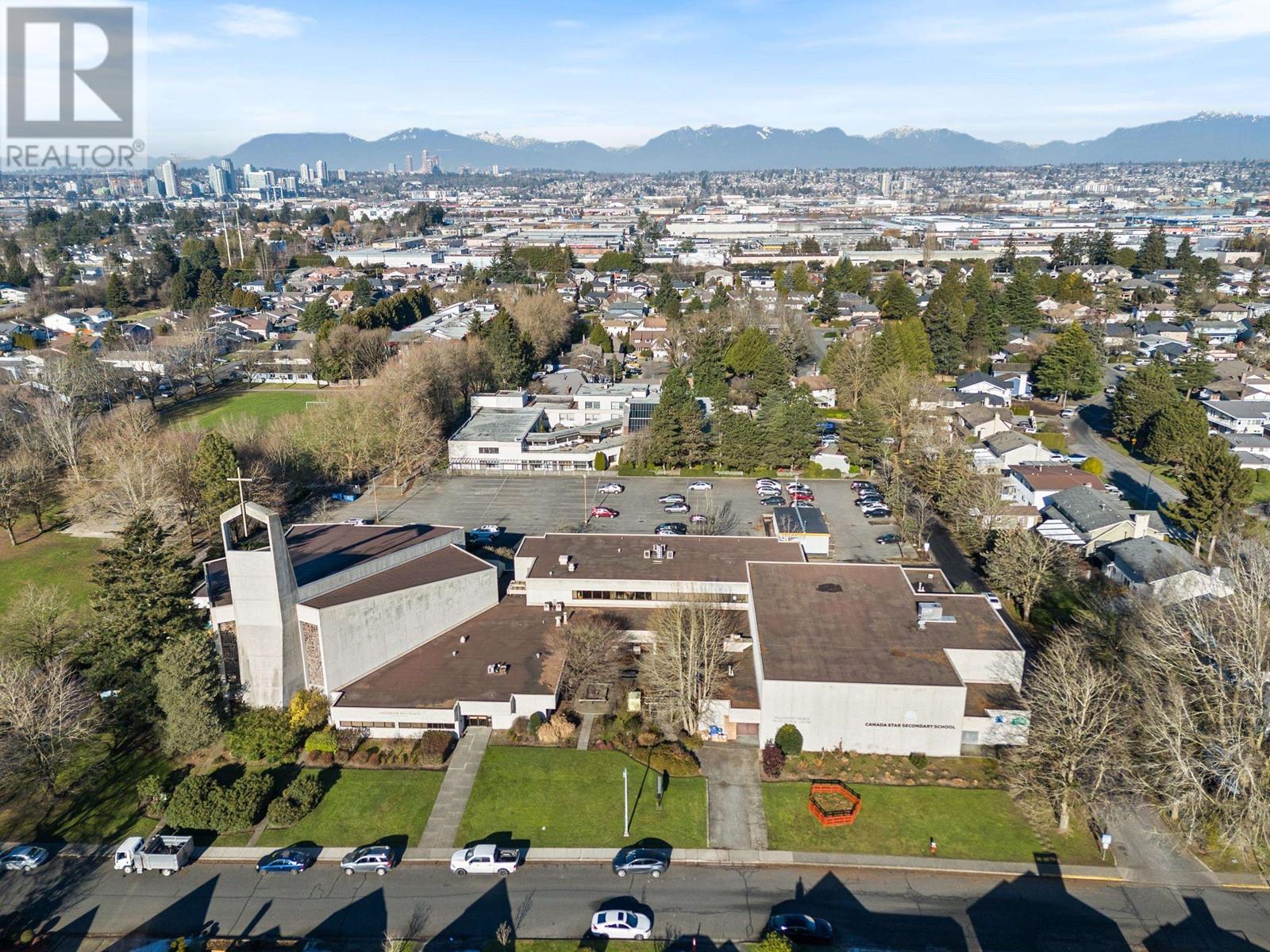 Listing Picture 33 of 38 : 109 11240 MELLIS DRIVE, Richmond / 烈治文 - 魯藝地產 Yvonne Lu Group - MLS Medallion Club Member