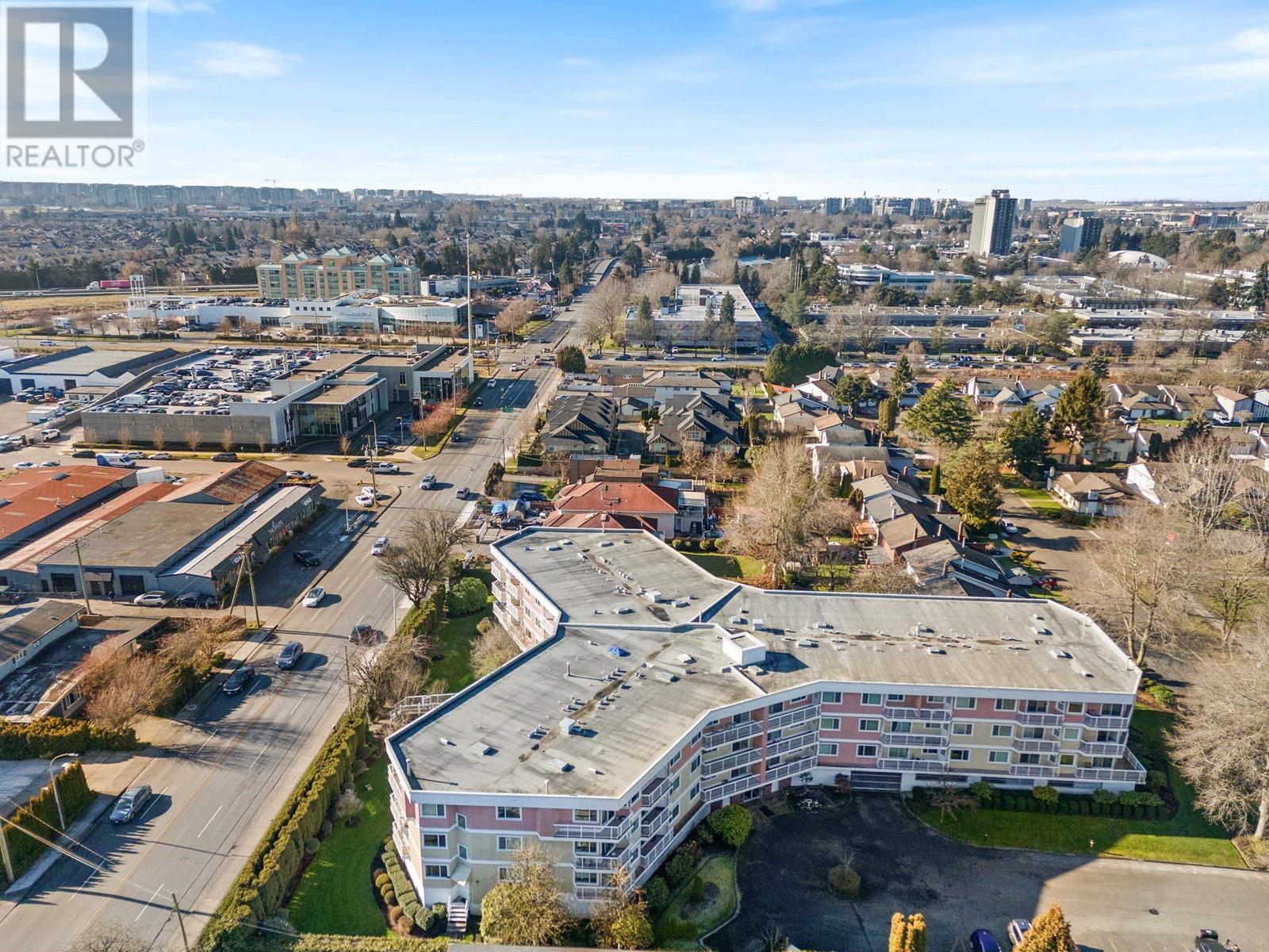 Listing Picture 34 of 38 : 109 11240 MELLIS DRIVE, Richmond / 烈治文 - 魯藝地產 Yvonne Lu Group - MLS Medallion Club Member