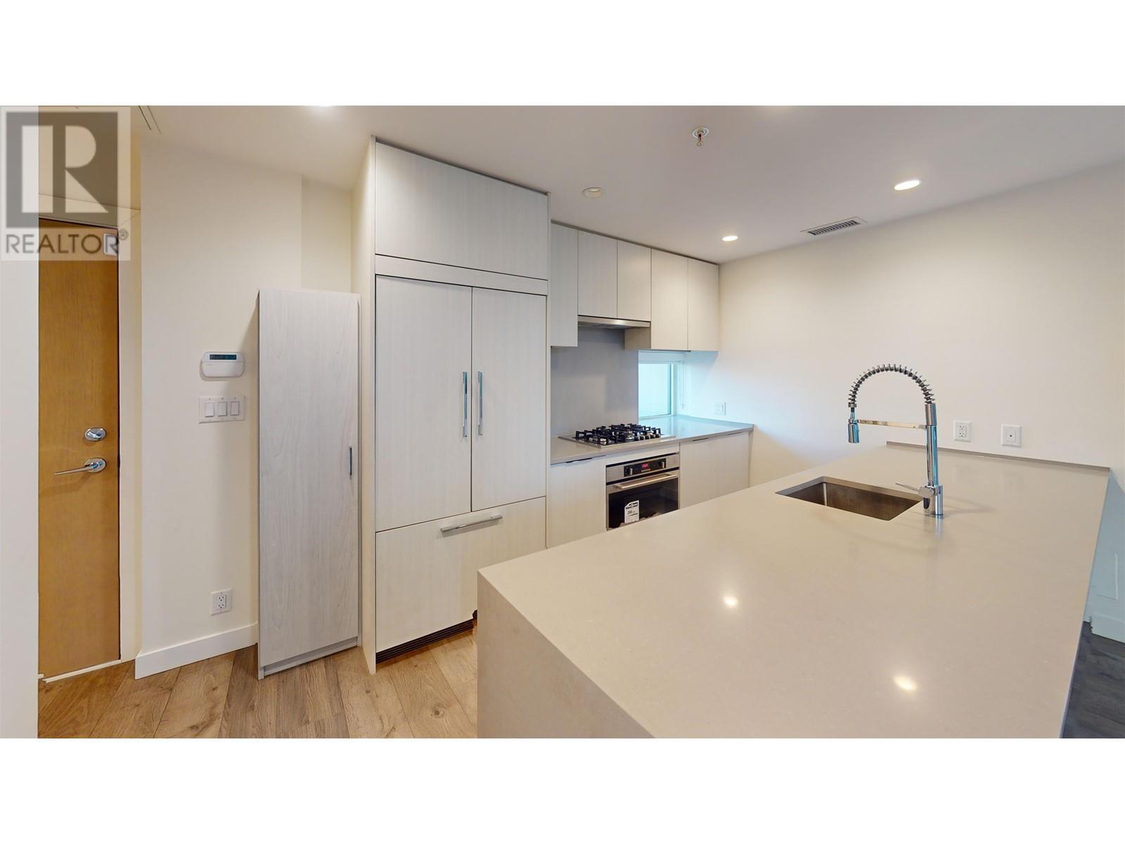 Property at TH4 4465 JUNEAU STREET image 2