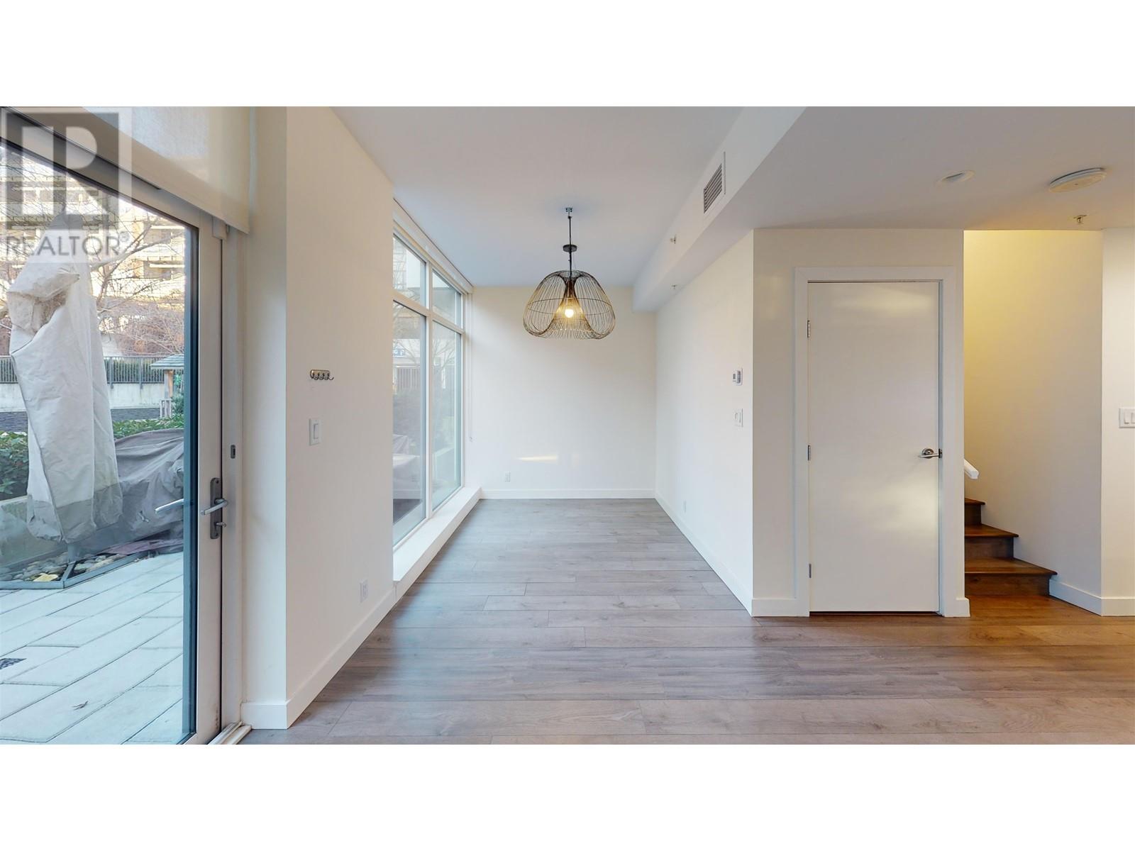 Property at TH4 4465 JUNEAU STREET image 3