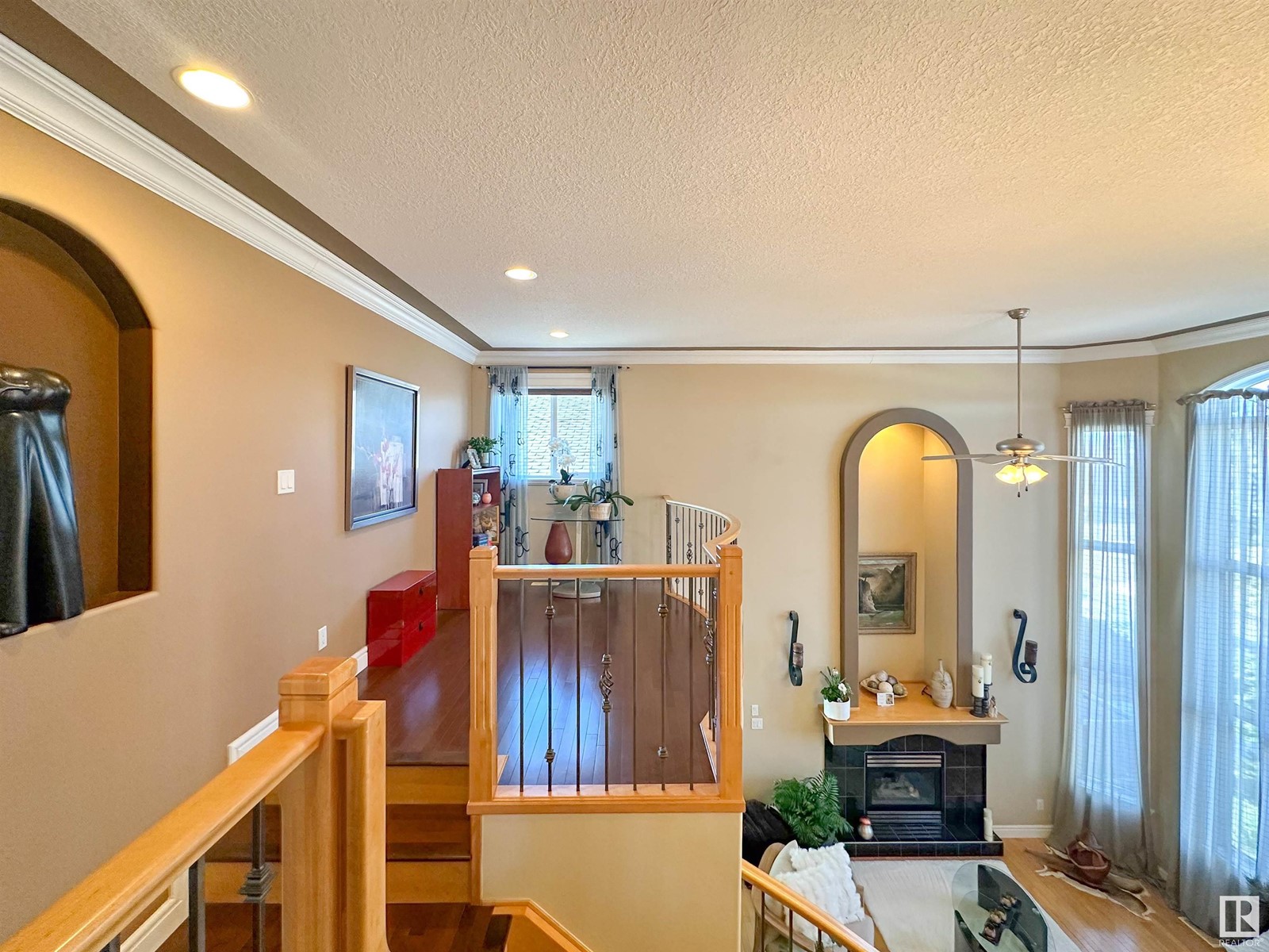 Property at 7415 169 AV NW image 3