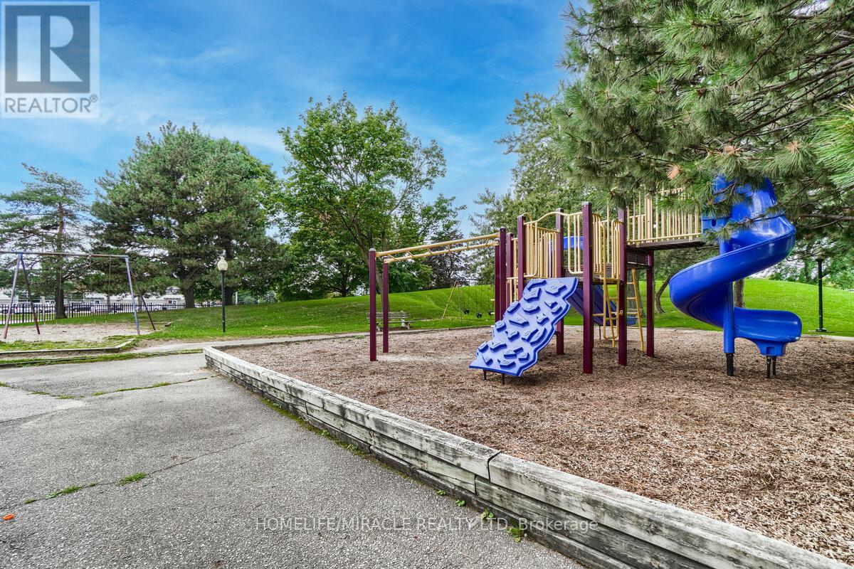 1703 - 15 Kensington Road, Brampton (Queen Street Corridor), Ontario  L6T 3W2 - Photo 35 - W12009301